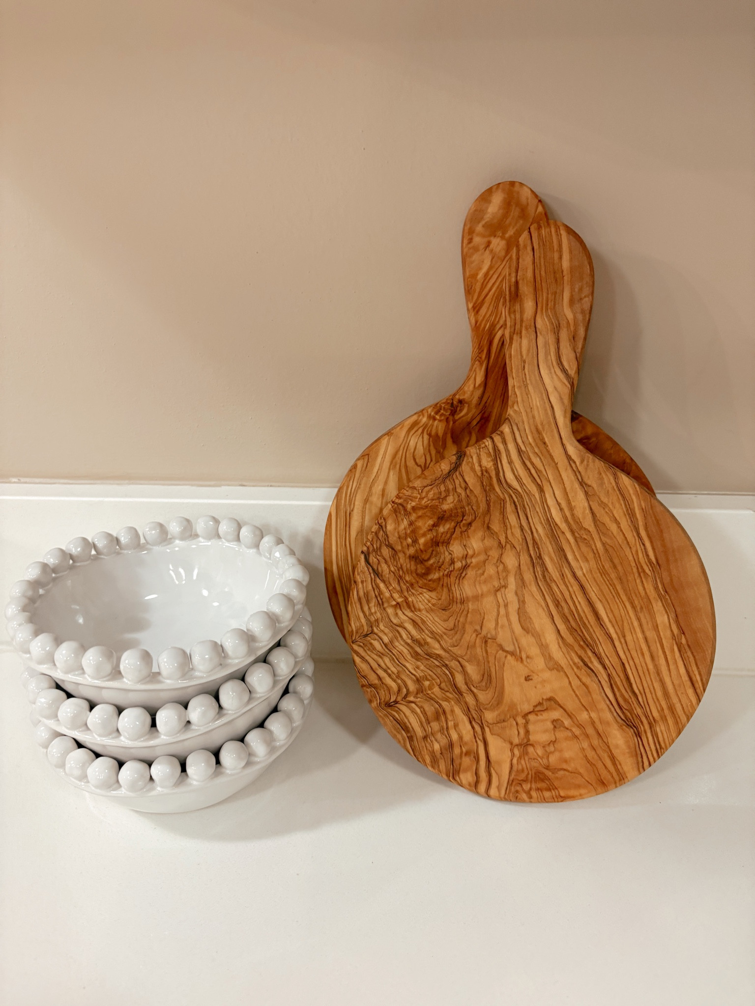 Home sweet home from ruscusandrose.com




#LTKGiftGuide #LTKStyleTip #LTKdayinmylife