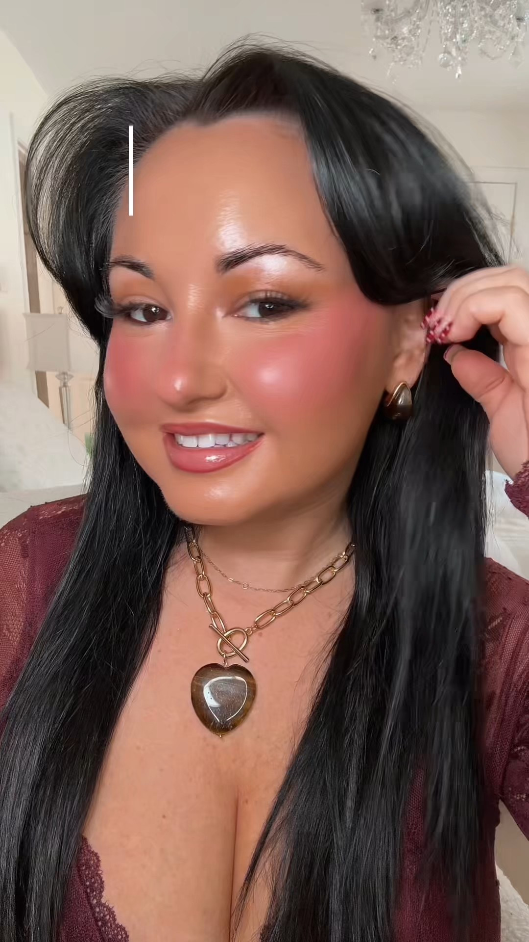 My champagne-inspired Valentine’s glam — warm bronzed skin, golden shimmer lids, and high-shine glossy lips for the ultimate candlelight date night look. Soft, radiant, and effortlessly luxe. Shop all the beauty details linked here 🤎🥂
#ValentinesGlam #ChampagneMakeup #GoldenHourGlow #DateNightMakeup #GlossyLips #SoftGlam #LuxuryBeauty #BronzedGlow #RomanticMakeup


#LTKValentine #LTKBeauty #LTKgrwm