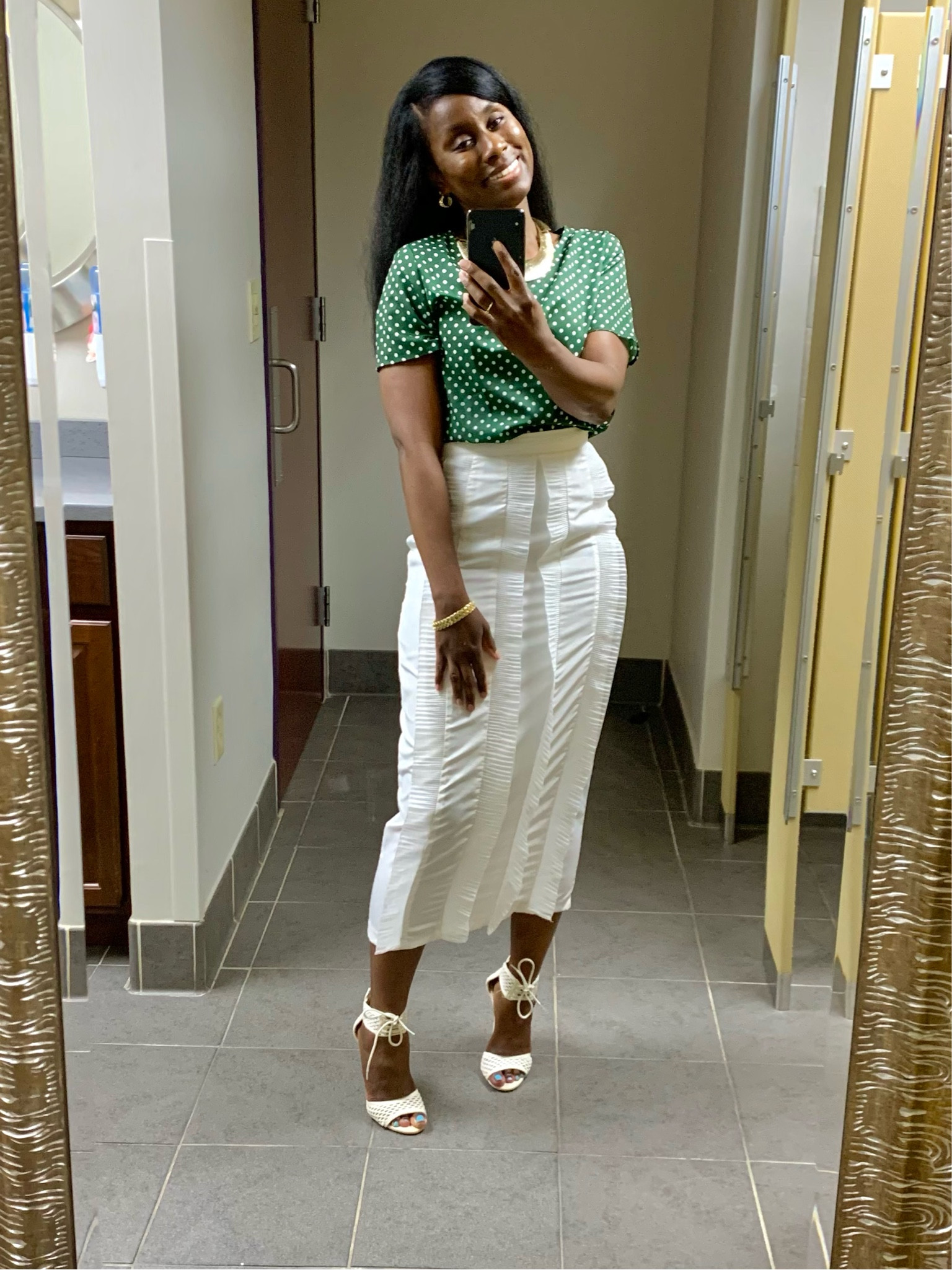 Today’s Meeting look. 💚🤍

#jw #jwfamily #modestfashionista

#LTKstyletip #LTKunder50 #LTKunder100