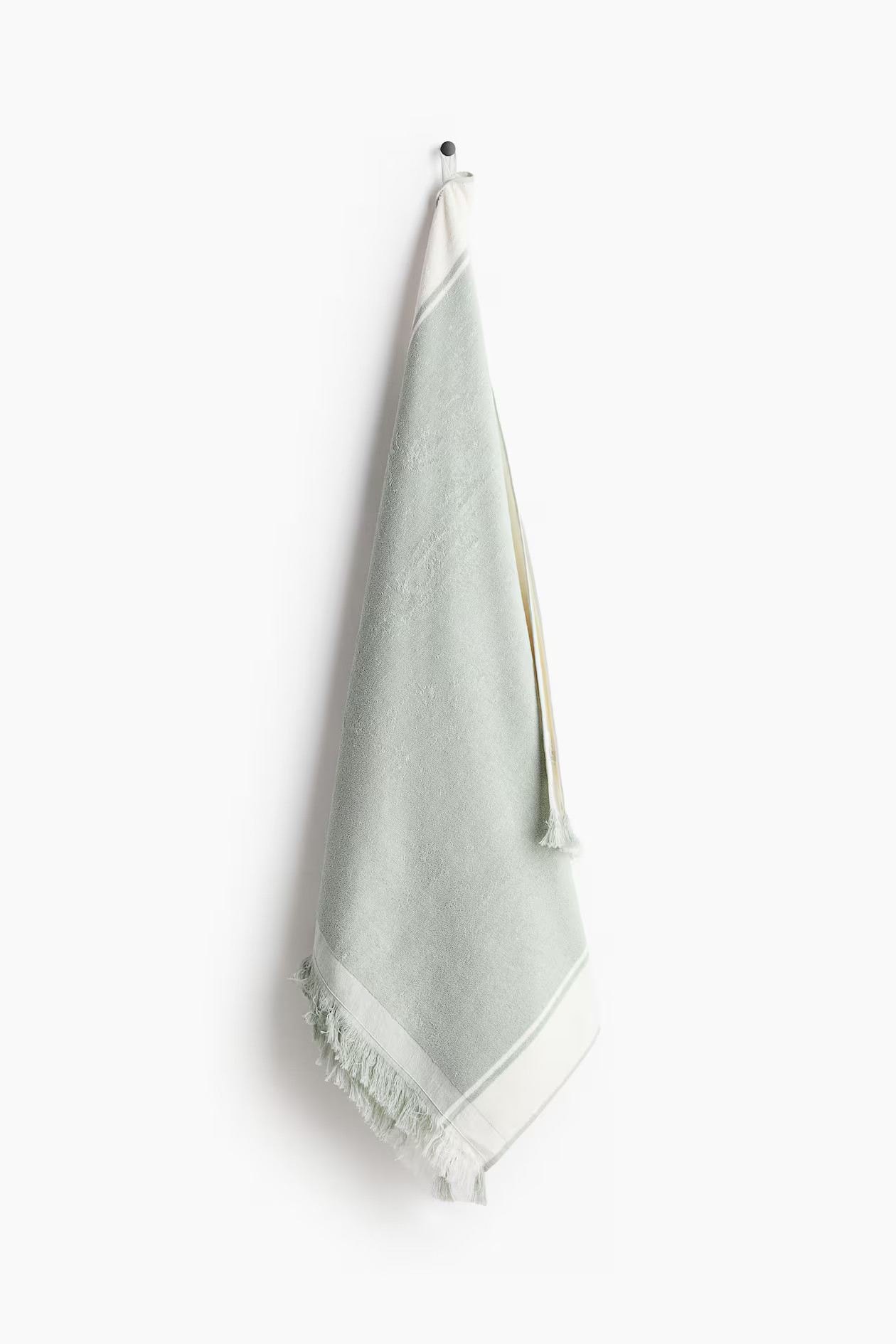 Beach Towel with Fringe | H&M (US + CA)