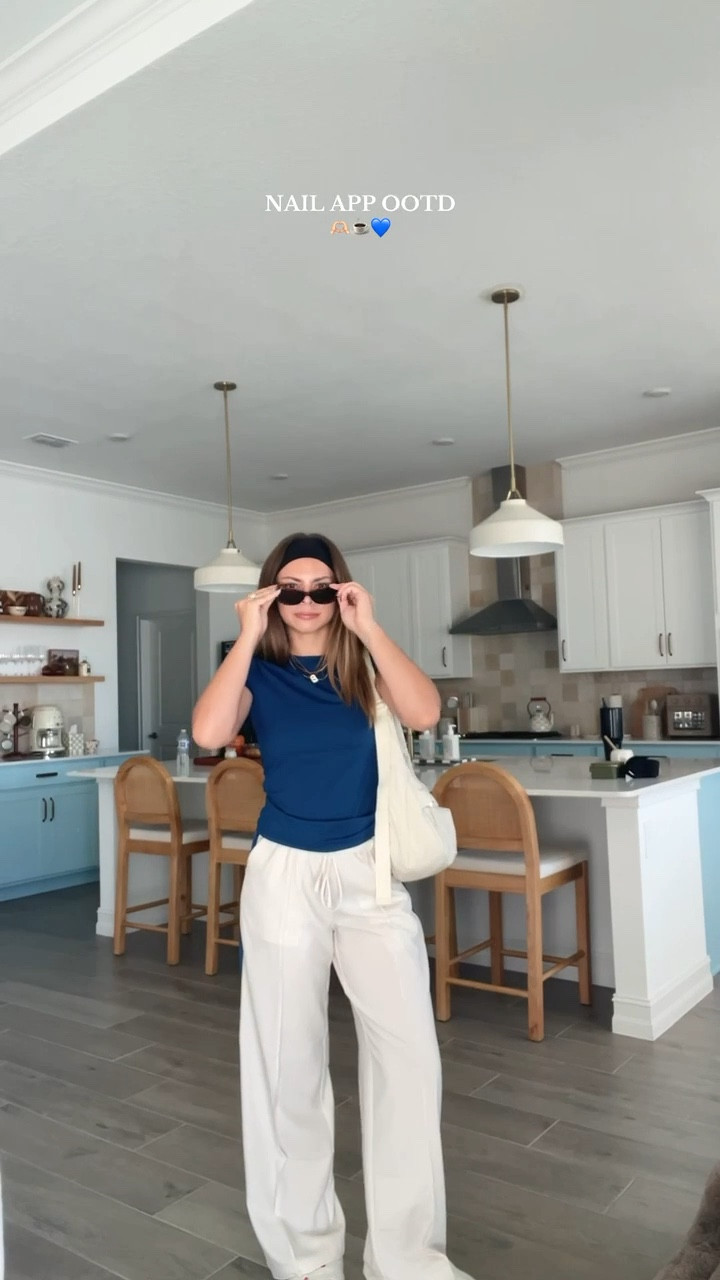 my whole outfit is from athleta and currently on sale! 🤍👏🏻  My top is 63% off and my track pants are 50% off!! 🛍️🛒

#LTKSaleAlert #LTKActive #LTKStyleTip