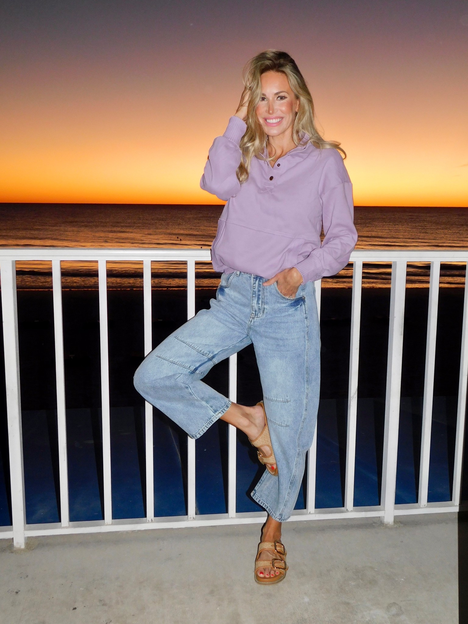 #pullover 

#LTKHoliday #LTKSeasonal #LTKSaleAlert