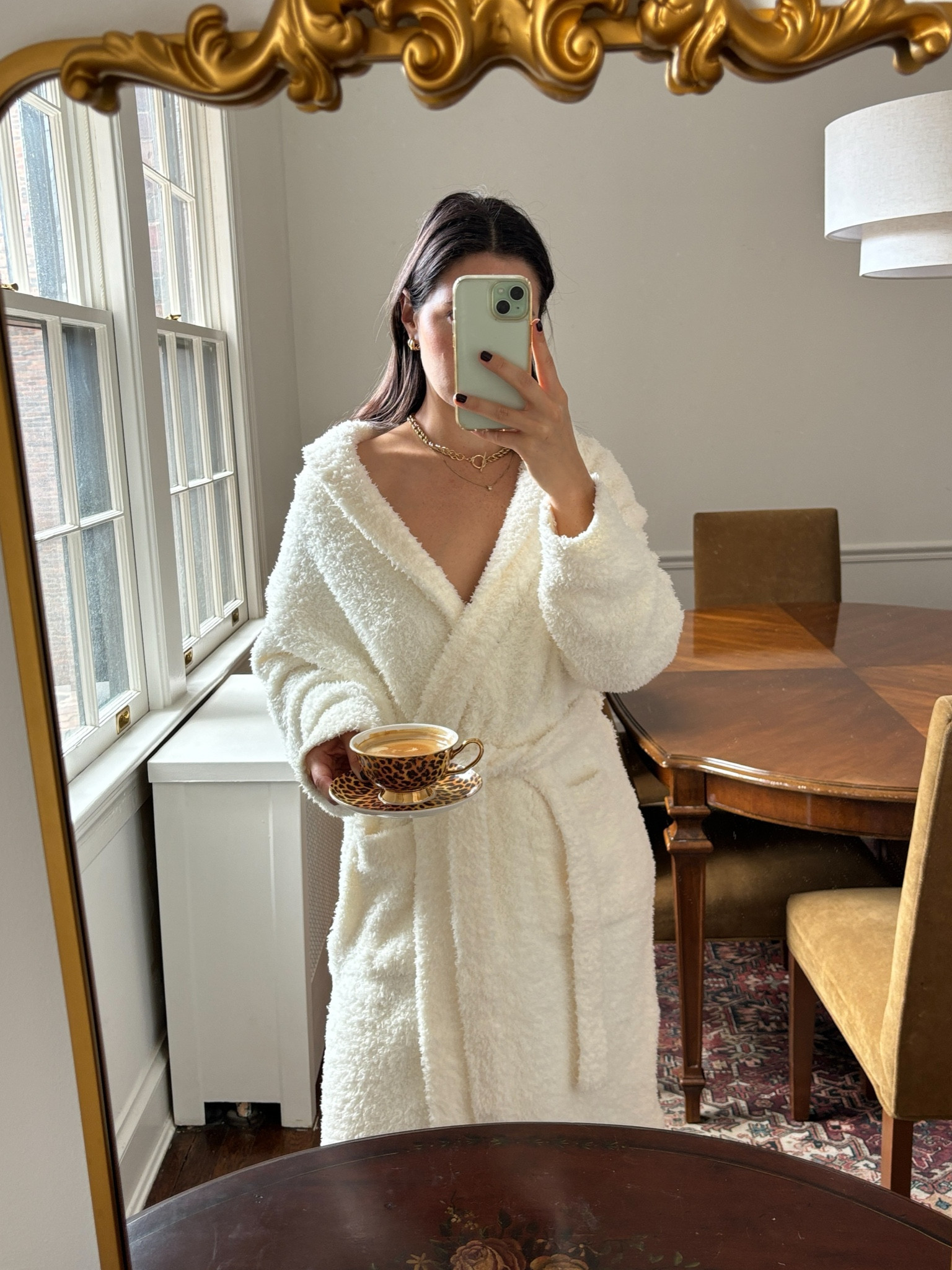 ive been on the hunt for the perfect robe for a year and I finally found her