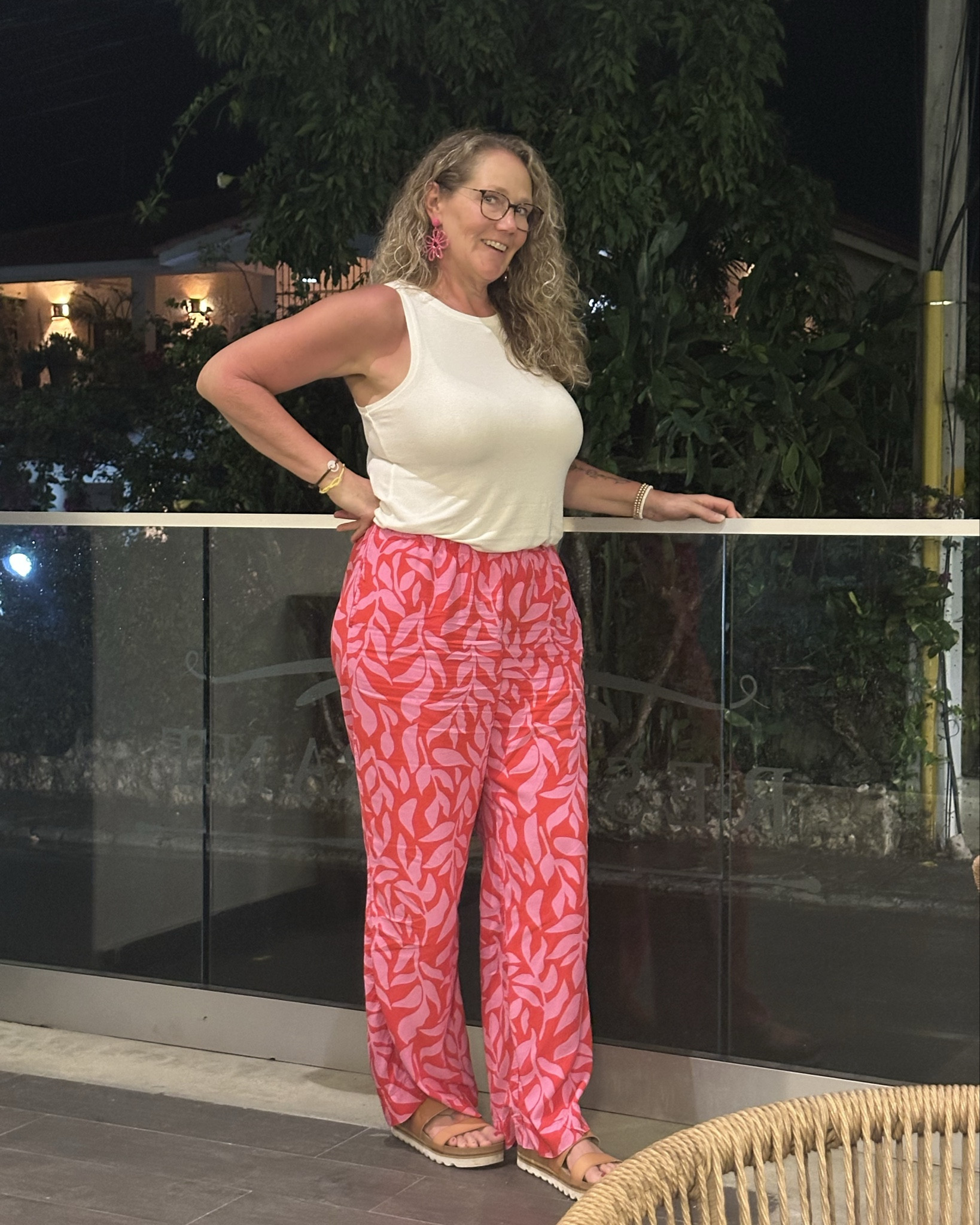 🌴 Vacation-Ready Styles Are Here! ☀️

Jet off in style with darling outfit! Whether it’s a breezy night or you are sipping cocktails by the pool, this is the perfect lightweight, breathable, and effortlessly stylish outfit for you! ✨

Pack Light, Travel Chic. Shop now and make every destination your runway! 🌍✈️

#amazon #vacationstyle

#LTKStyleTip #LTKOver40 #LTKTravel