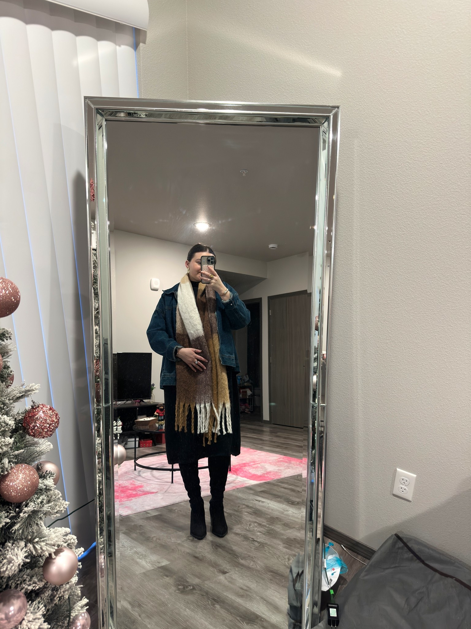 Cozy business casual outfit for the office! Great for a lowkey day when you need a bit of extra warmth 🥰

I’m wearing a size 8 jacket, size L dress and size 9 boots

#LTKootd #LTKMidsize #LTKSeasonal