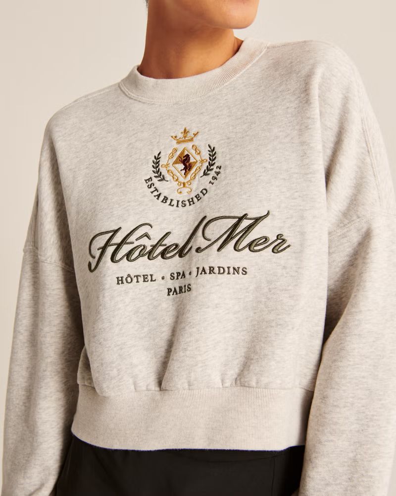 Women's SoftAF Max Mini Sunday Crew | Women's Clearance | Abercrombie.com | Abercrombie & Fitch (US)