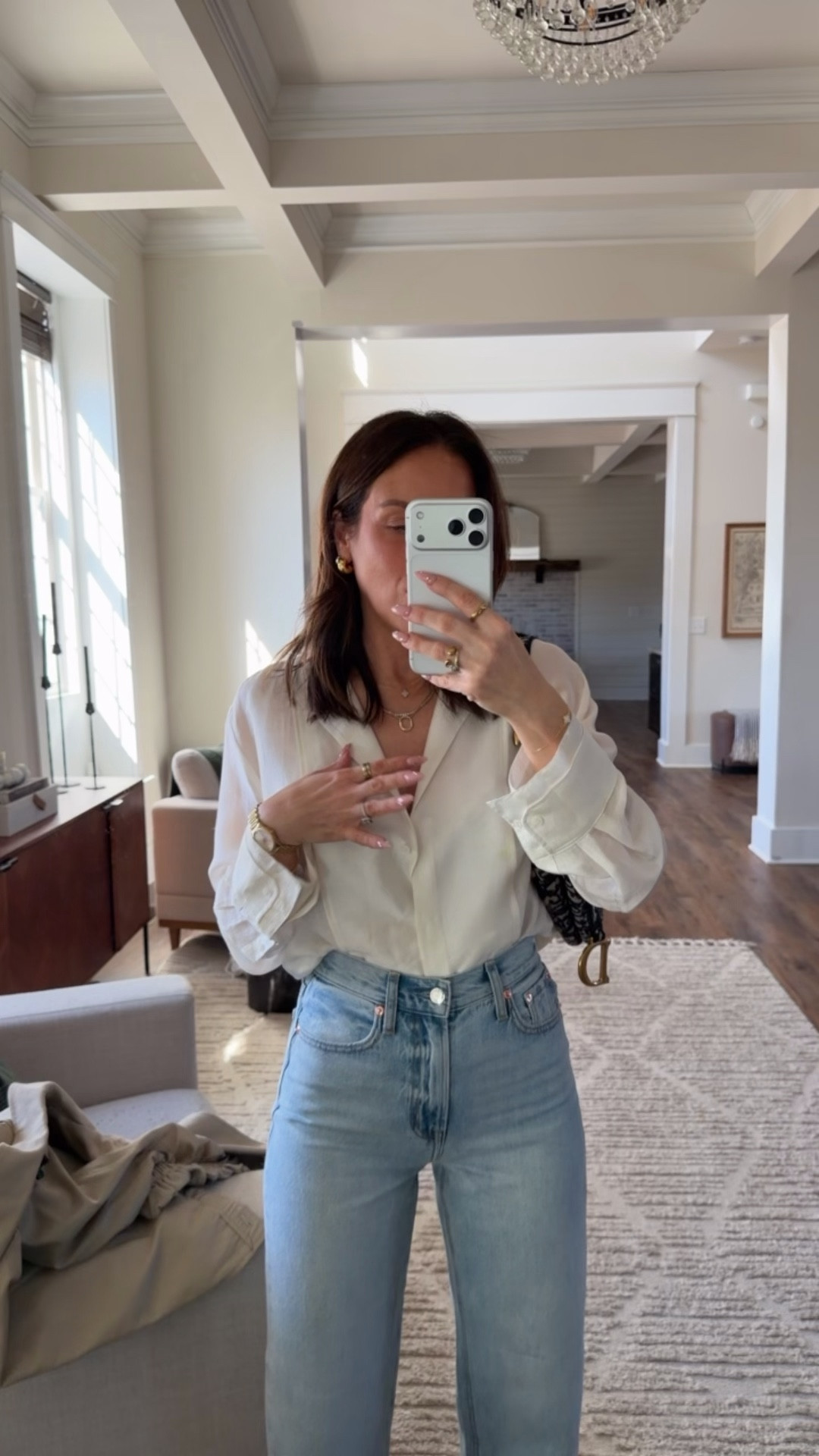 Denim & a cute top >>>> this new light wash vintage vibes for spring! In 24 regular I’m 5’3” tts! WORTH THE SPLURGE trust me @Pistola Denim 

#LTKgrwm #LTKootd #LTKmomlife