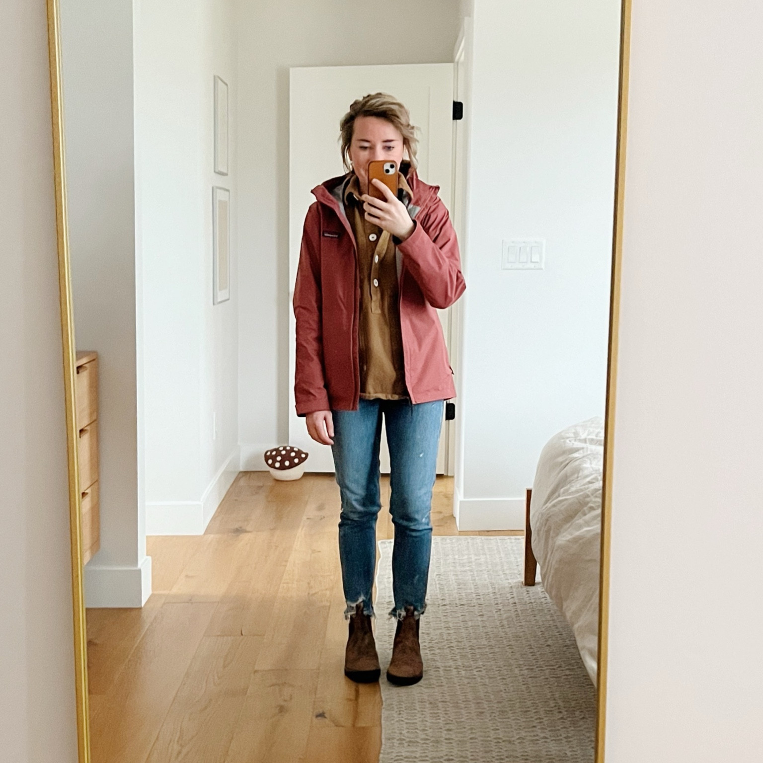 Rain + Snow + Wind + Kids 🌪️ 

Top is called the Curtis Top by @shipsupply. Great brand!