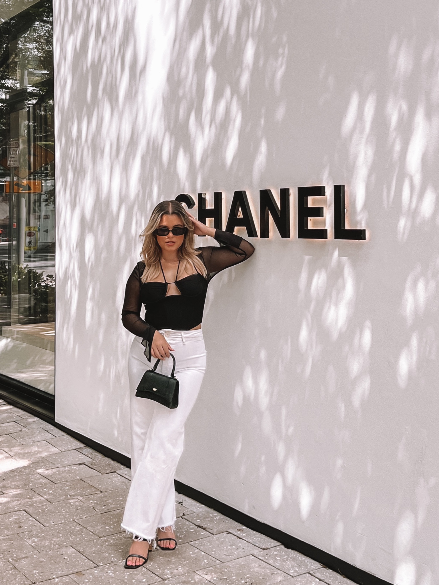Casual Chic Outfit - Cute Corset Top and high waisted wide leg jeans  🖤
.
.

#luxurybrands #aestheticoutfit #aestheticplaces #outfitinspiration #chicoutfits #streetstyleaesthetic #monochromaticoutfit #brunchoutfits #outfitideas #sheinoutfits #zarajeans #strappytops #cutetops 

#LTKunder100 #LTKunder50 #LTKstyletip
