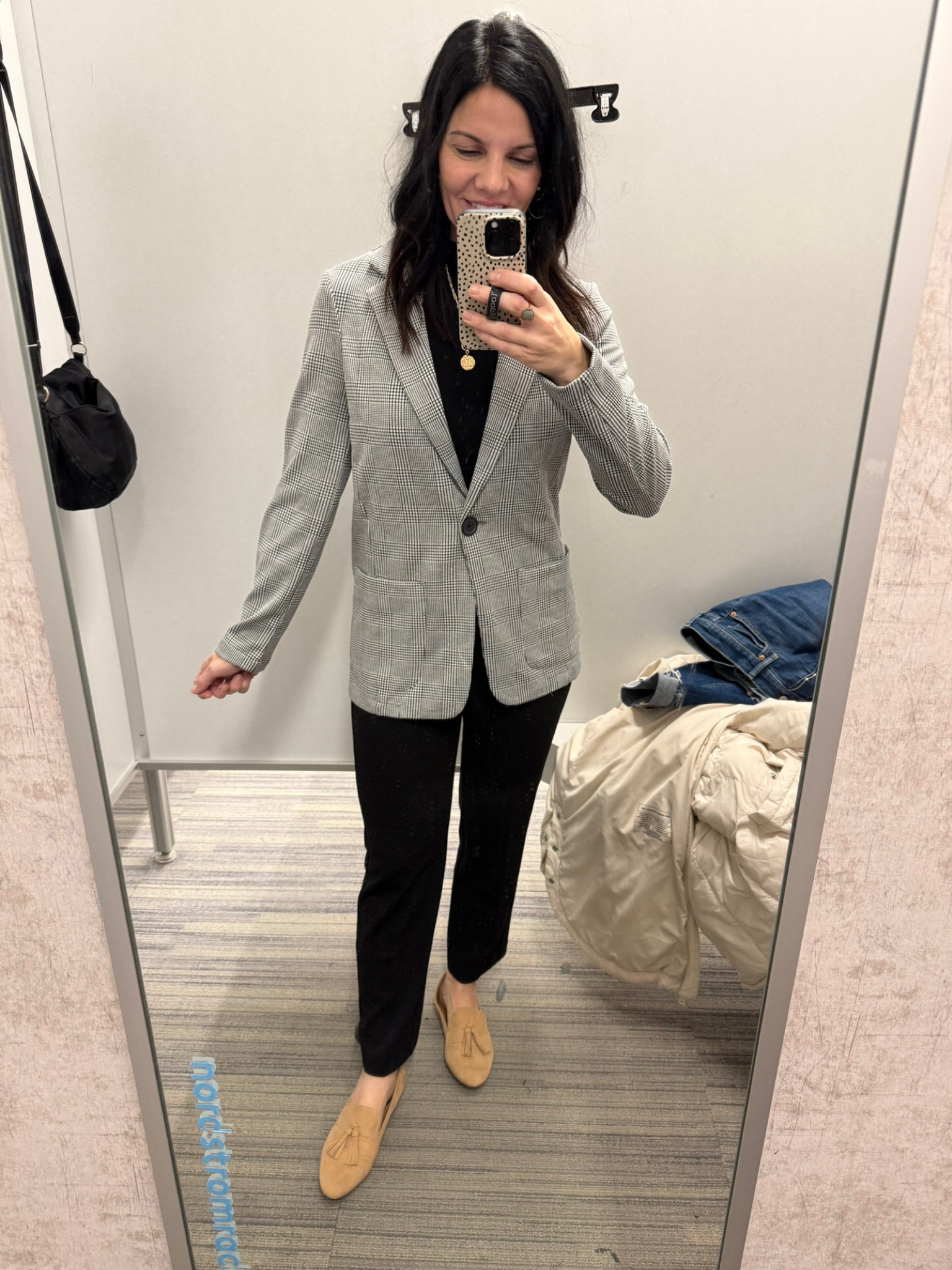 Absolutely loving this houndstooth blazer that is heavily discounted right now…under $30!!! It’s the perfect little closet staple!! 

#LTKStyleTip #LTKFindsUnder50 #LTKSaleAlert