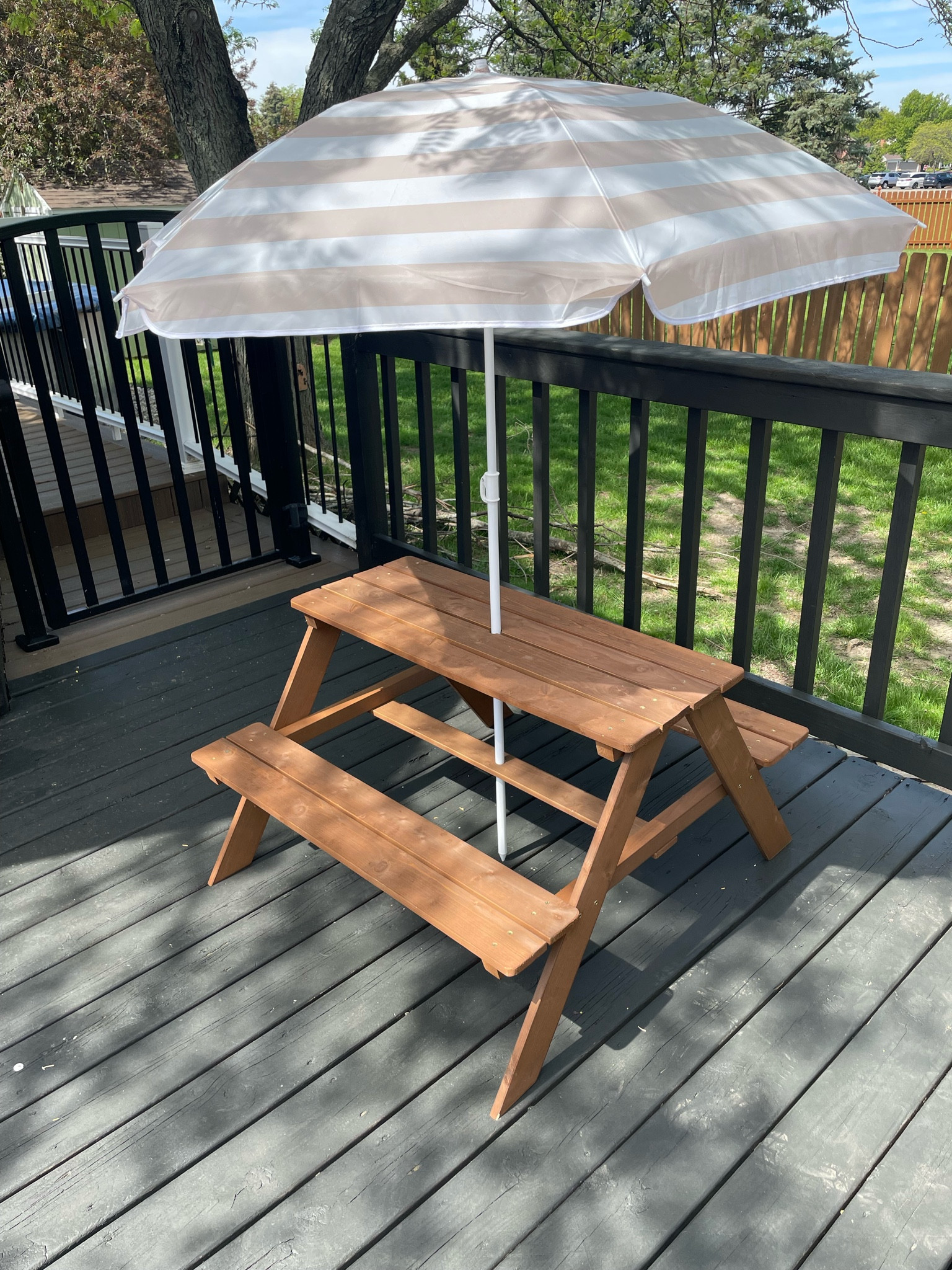 We are loving this picnic table for the kids, it’ll be perfect all summer long! Great price and didn’t take my husband long to assemble. Comes in a few different colors too. 

#LTKHome #LTKSeasonal #LTKFamily