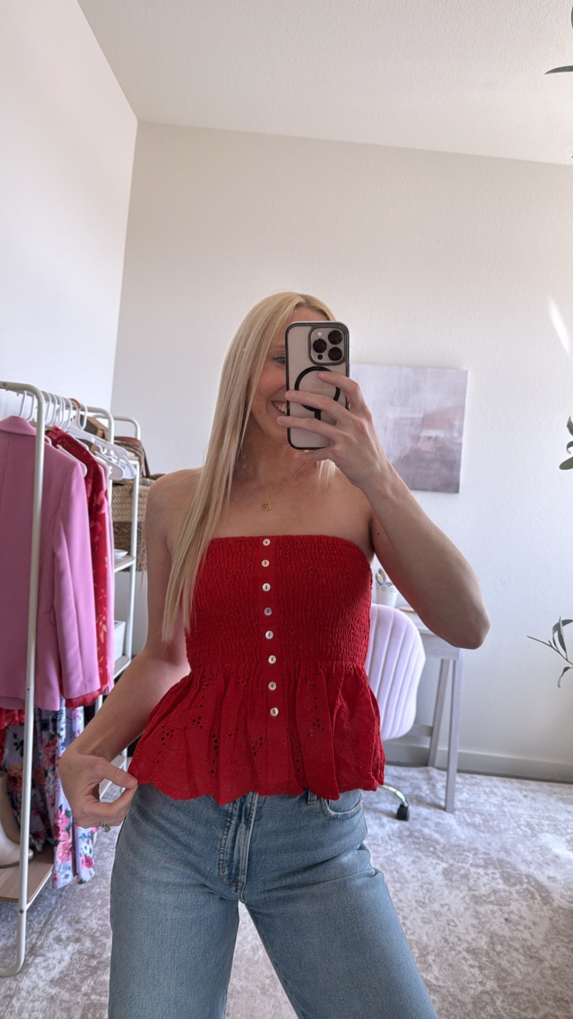 Fourth of July outfit idea! ❤️￼

This strapless red top is perfect for Summer. I styled it with a pair of high waisted denim shorts from Old Navy! Currently on sale for under $20! I’m wearing an XS in the top and a size 2 in the shorts ￼


Fourth of July outfits, red tops, old navy shorts, denim shorts, old navy outfit, old navy sale, patriotic outfit

#LTKootd #LTKSeasonal #LTKSaleAlert
