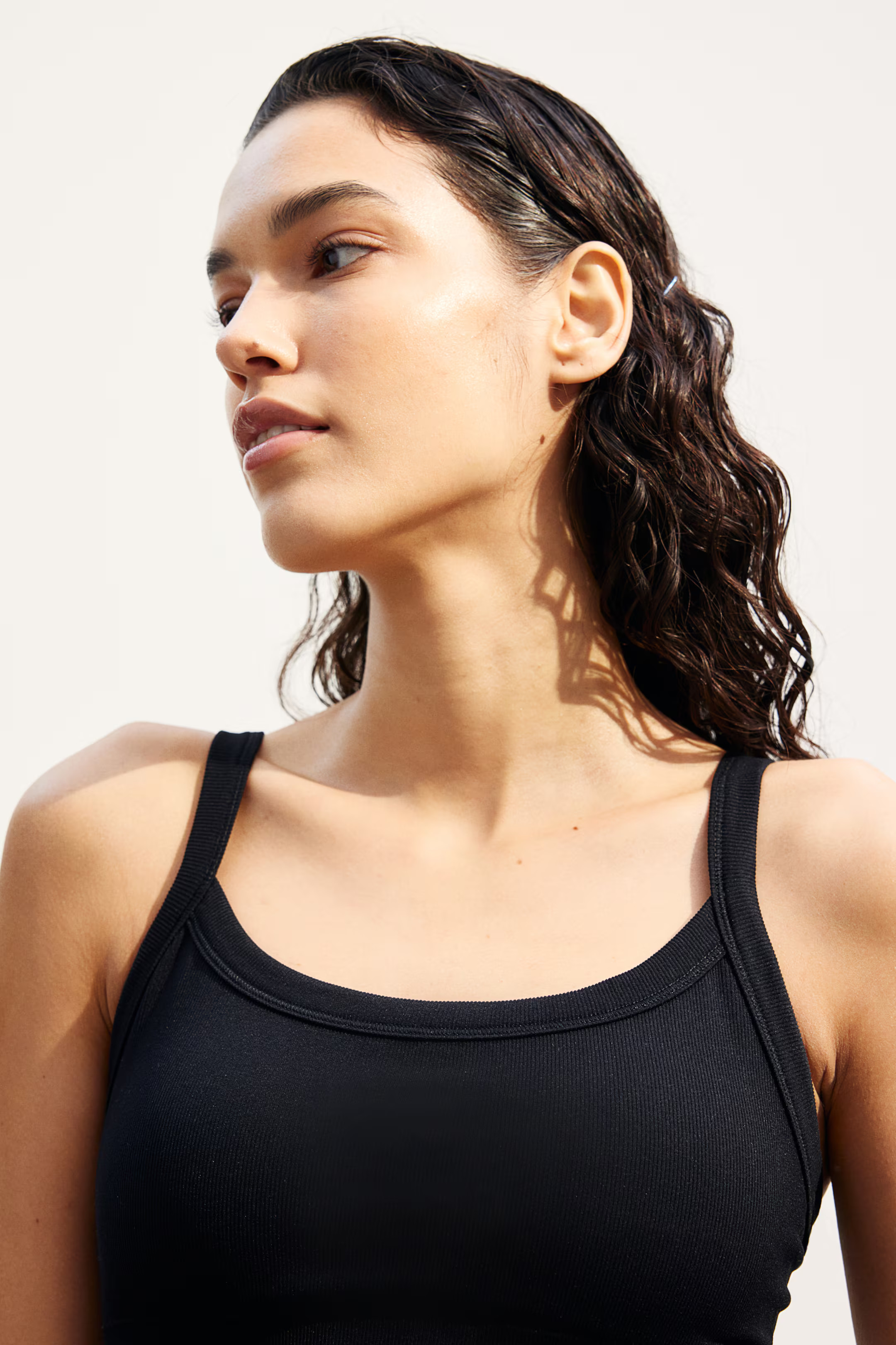 DryMove™ Sport-BH Light Support - Schwarz - Ladies | H&M AT | H&M (DE, AT, CH, NL, FI)