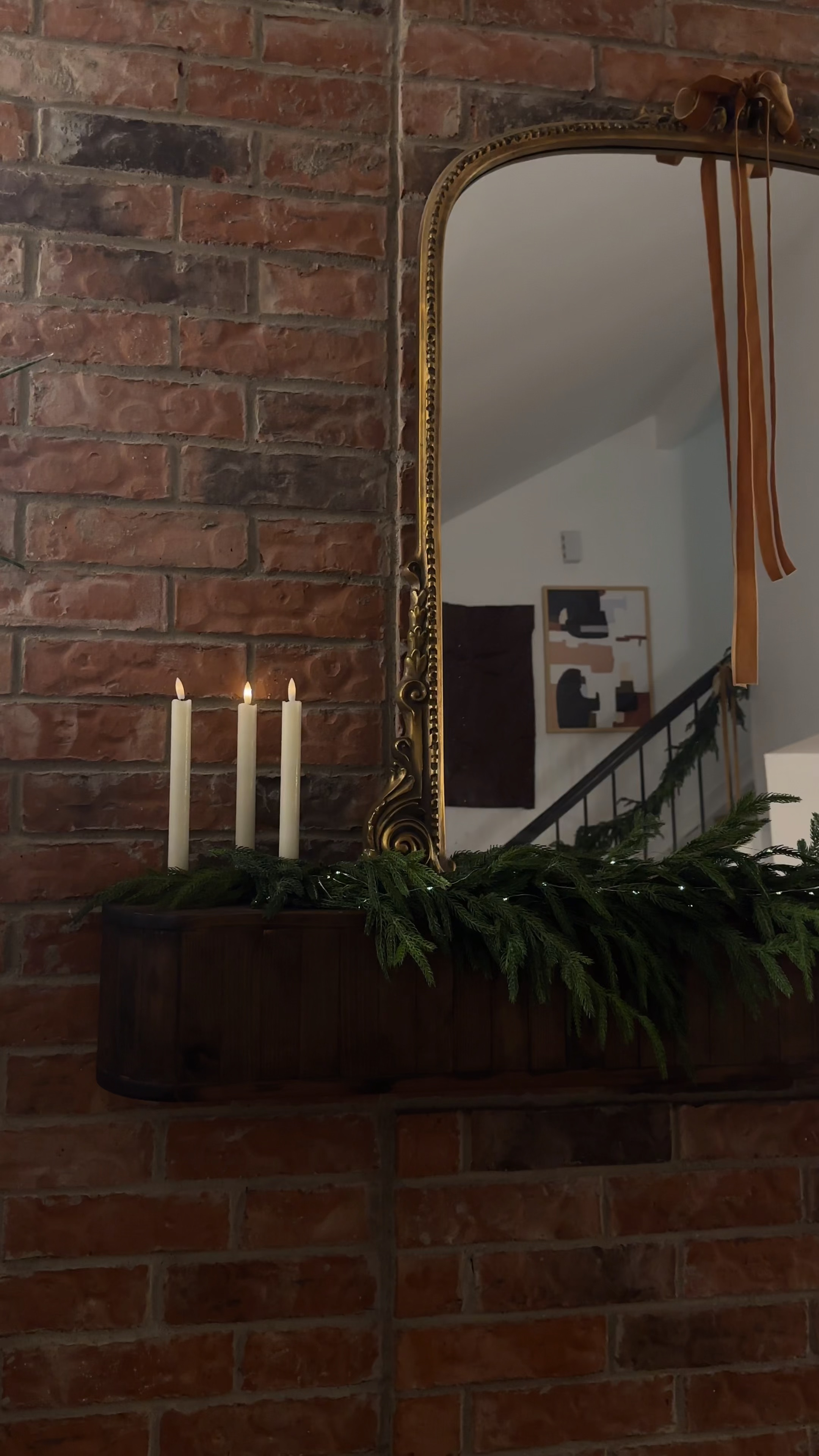 These faux candles pass the vibe check! The candle itself is wax & it has great settings/dimmer and a timer✨

#LTKHoliday #LTKSeasonal #LTKHome