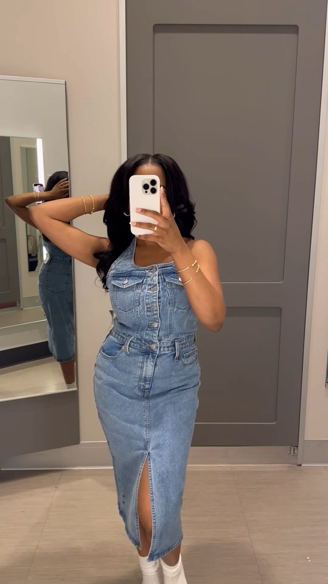 The perfect denim dress to kick off the warmer seasons! A great base that can be paired with an array of accessories. Dress it up or down! 

#LTKSeasonal #LTKSpringSale #LTKstyletip