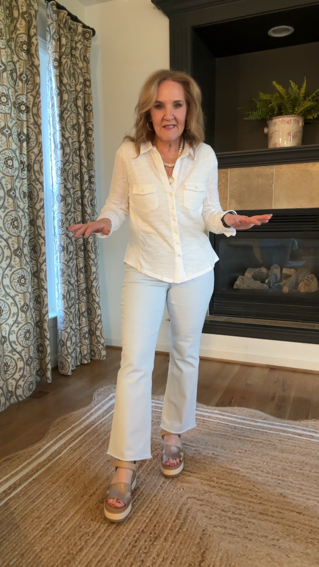 Another rack score! This knit blouse will be a staple. Grab it in several colors! I’m wearing a medium 

Jeans are true to size. I need an 8 

Life these sandals! So comfortable and a fun little pearl shimmer on them. 

Spring fashion wit and wisdom jeans white top 



#LTKFindsUnder50 #LTKWatchNow #LTKOver40