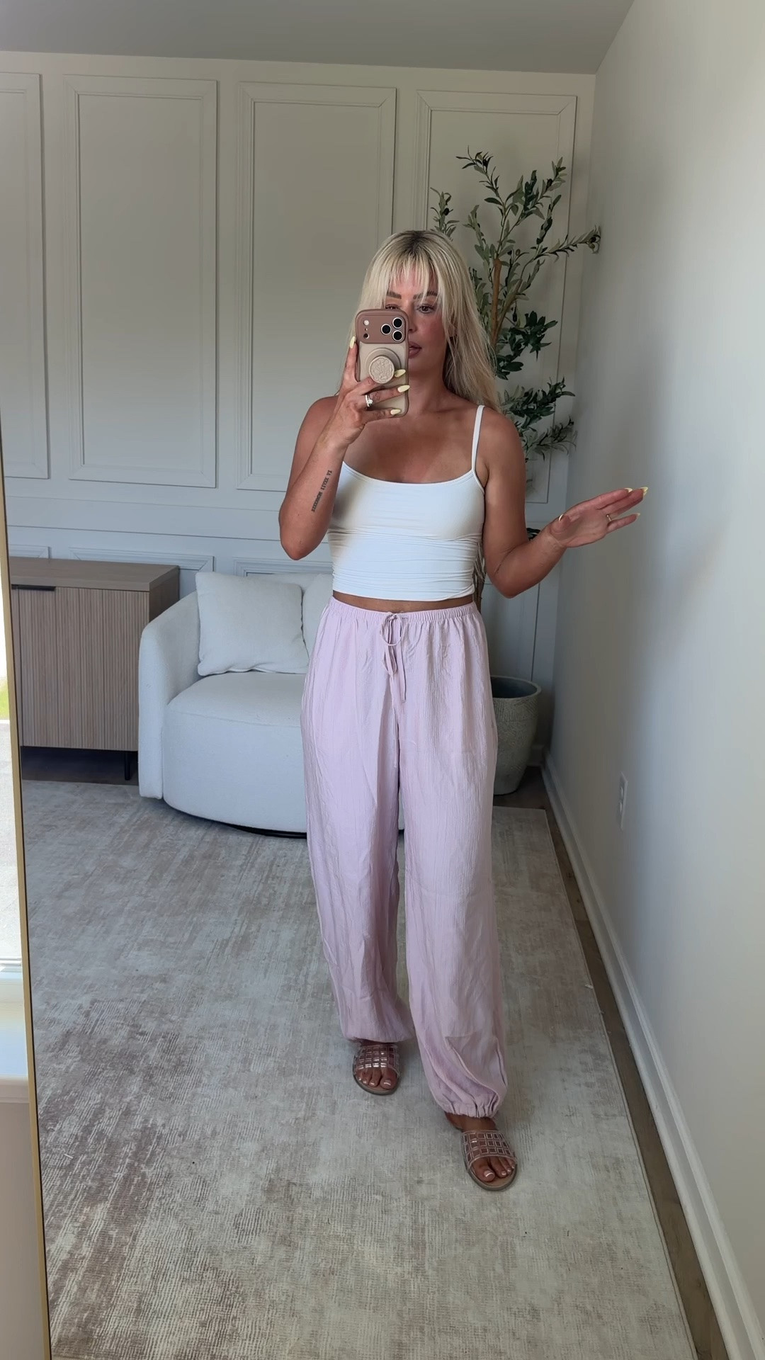 Loveee these pants! So perfect for summer! @abercrombie ! On sale at Abercrombie!

#LTKxAbercrombie #LTKootd