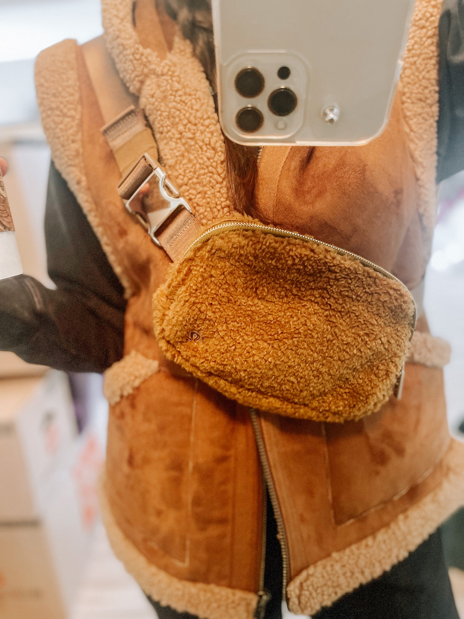 Fall daily
- sherpa belt bag
- Fleece • suede • sherpa vests
- long sleeve layer shirt with thumb holes

#LTKstyletip #LTKunder50 #LTKitbag