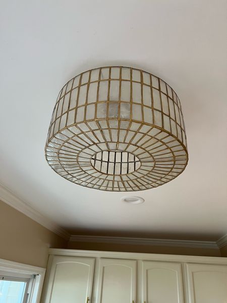 Flush mount light/ceiling light


#LTKstyletip #LTKhome