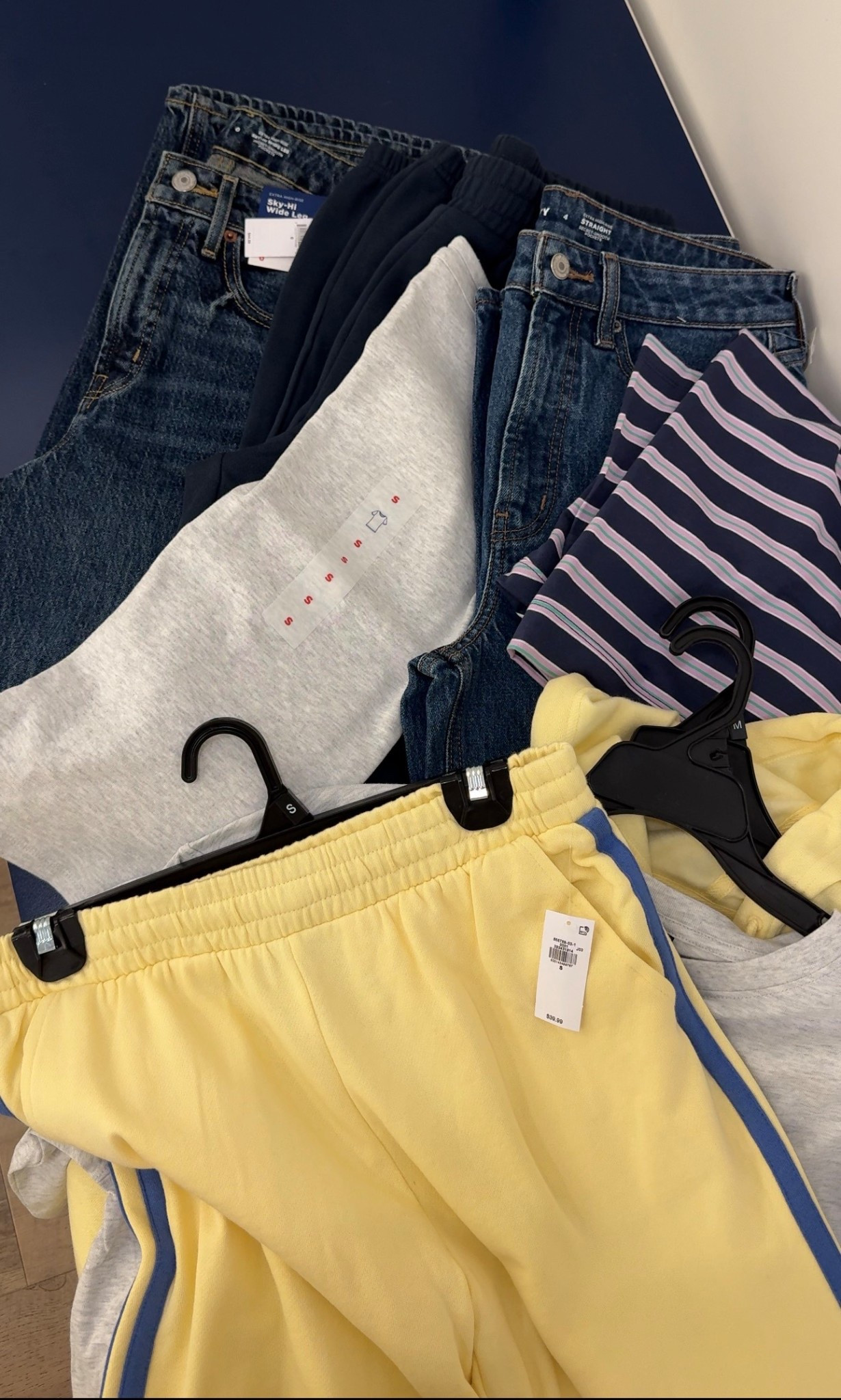 Old navy spring finds! 💐🌞🧺

#LTKFindsUnder50 #LTKootd #LTKU
