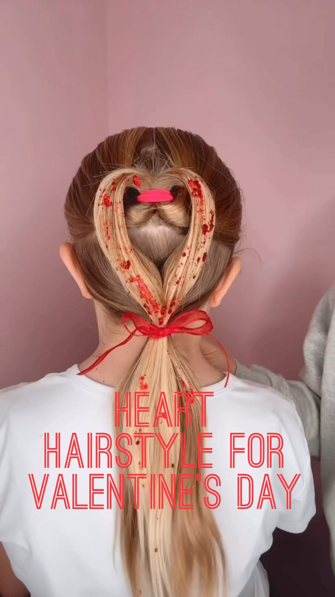 VALENTINE’S DAY HEART HAIRSTYLE 🩷 I love this easy heart hairstyle. It is so perfect for Valentine’s Day! Make sure you save this one and try it out! I’m sharing the red hair glitter gel that I love to use, too! ❤️