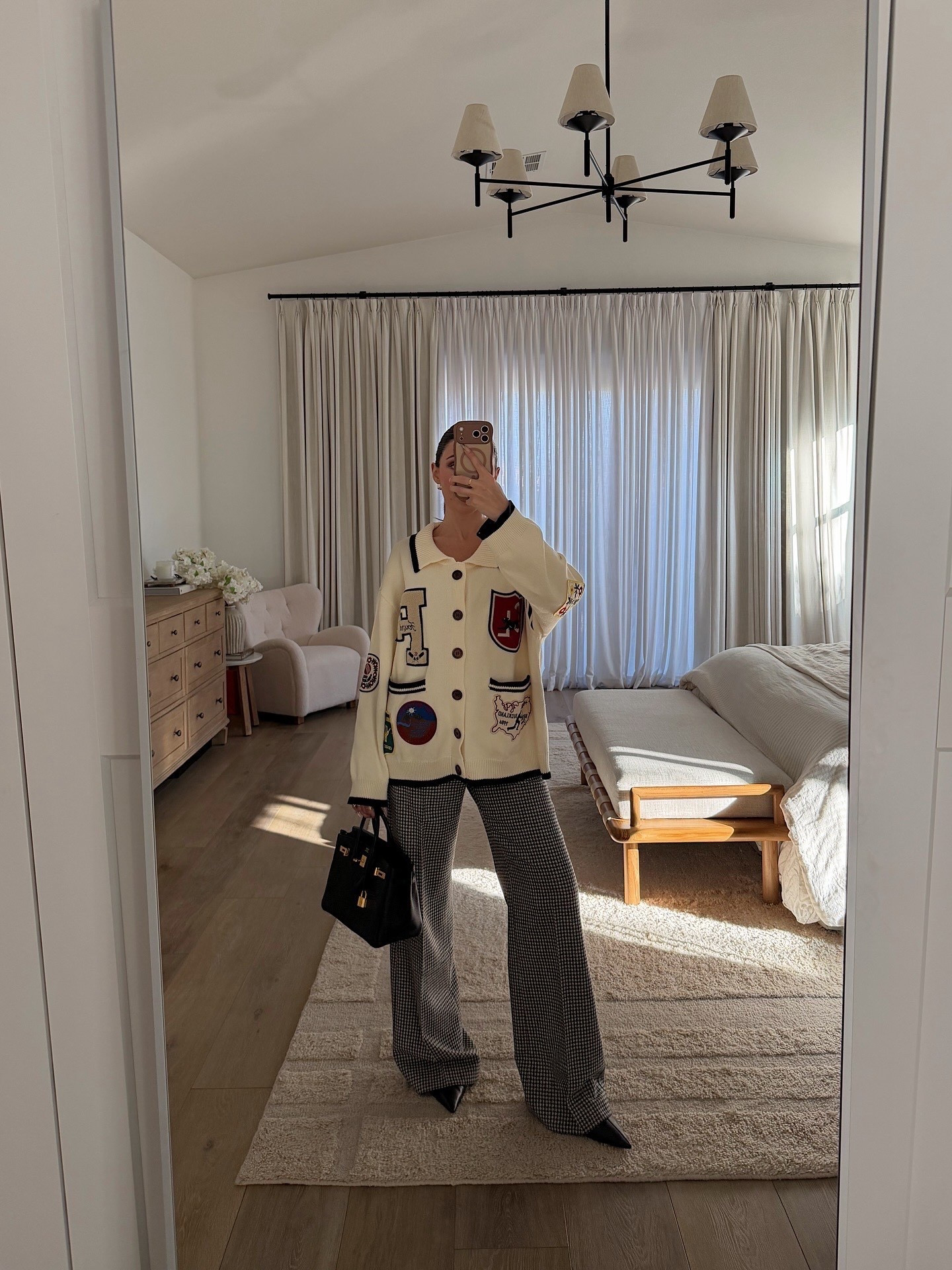 Fall outfit of the day. Wearing a size 2 pants and small cardigan. Birkin is a size 25 in black with gold hardware 

#LTKStyleTip