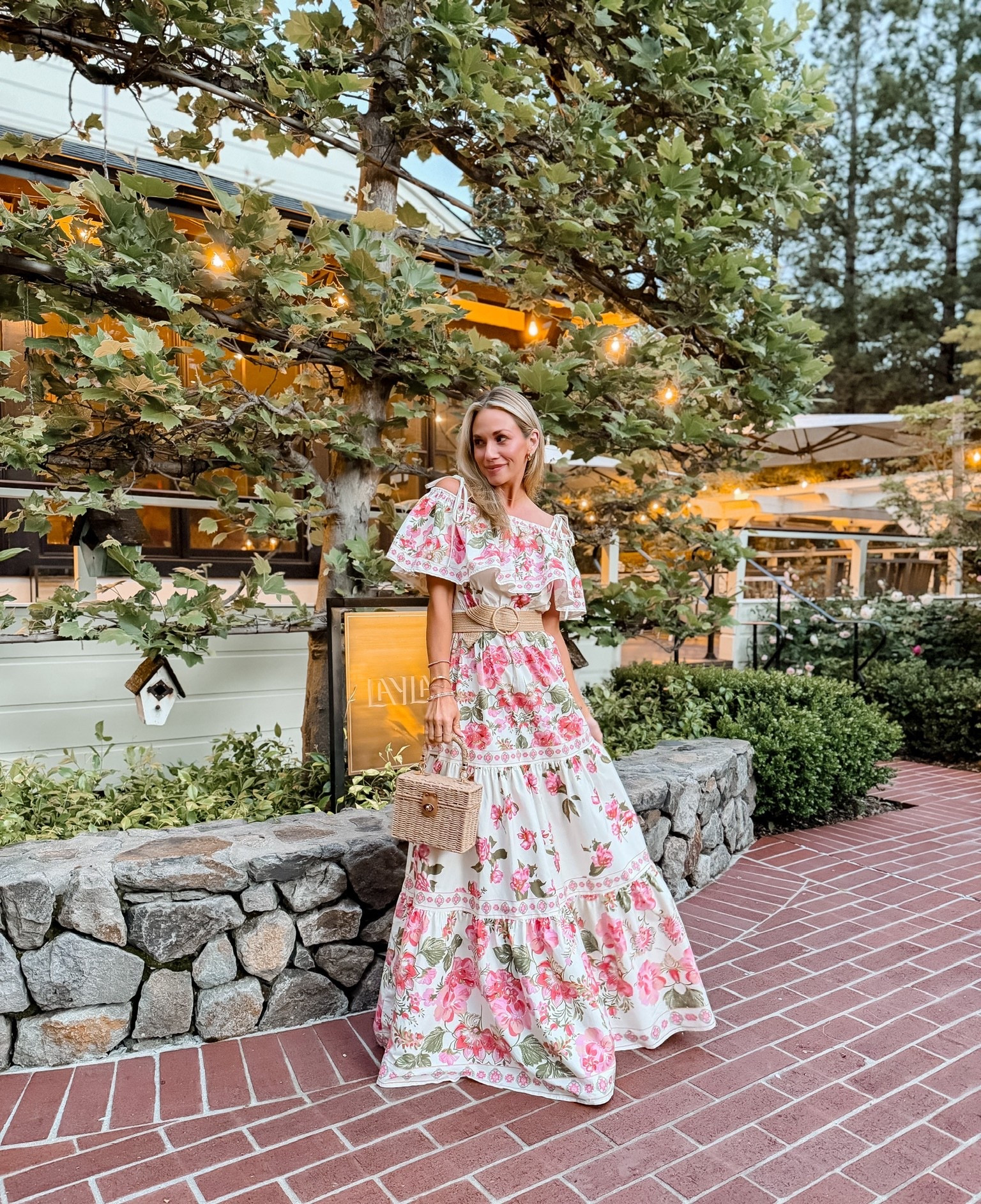 Girls night dinner outfit! 🌸
This dress from VICI and so flowy and pretty! And this bag from Amazon is perfect for Spring and Summer!

#LTKPetite #LTKgrwm #LTKSeasonal