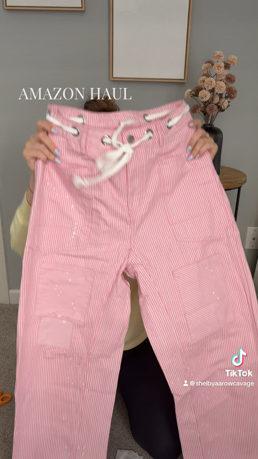 FP barrel jean dupe! I ordered a size 8, the drawstring does tighten!

#LTKFindsUnder50 #LTKWatchNow #LTKStyleTip