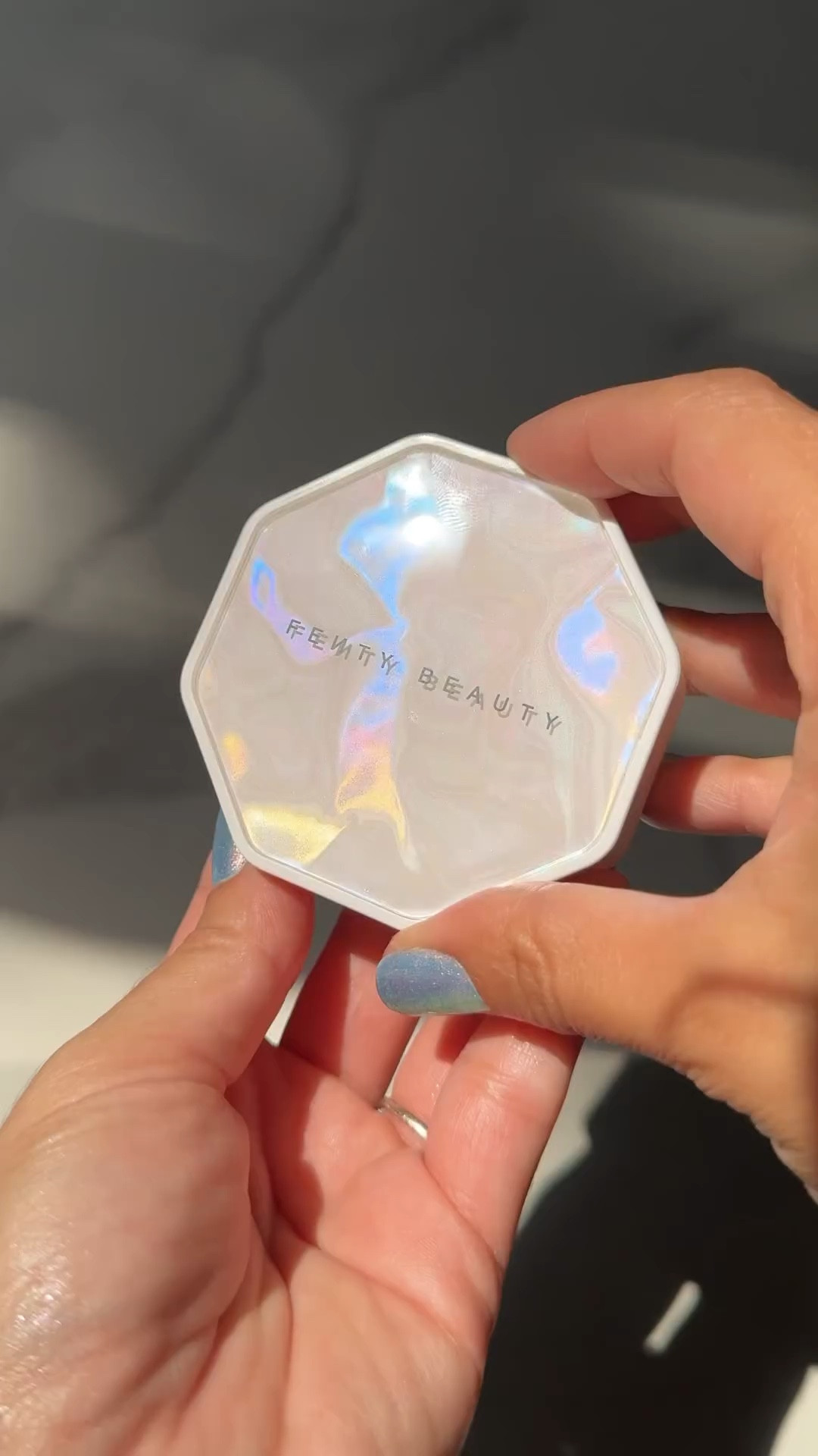 Iluminador Fenty Beauty✨

#LTKguiadepresente #LTKbrasil #LTKbeleza