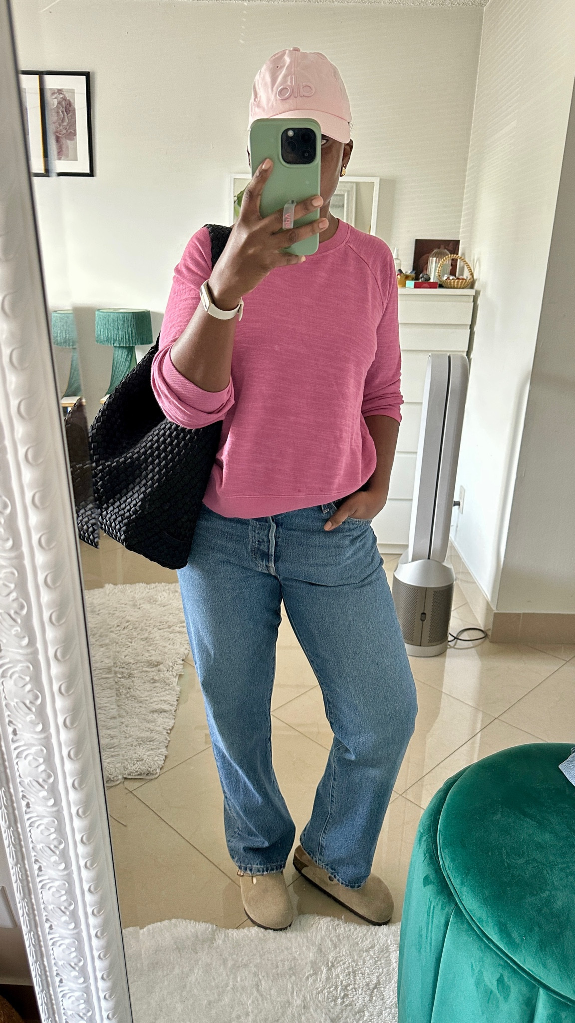 Casual outfit for the movies 

#LTKItBag #LTKStyleTip #LTKFindsUnder100