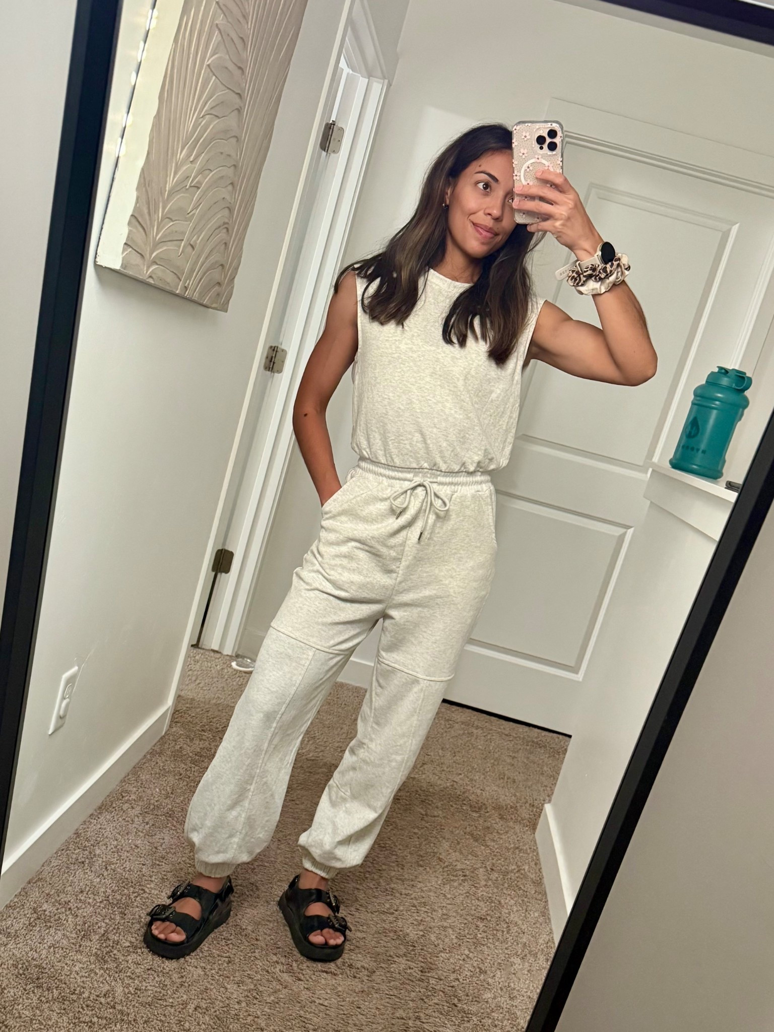 The COMFIEST ONE PIECE SET! specially if you are a mom and have to be ready in 1 minute!! 
RIGHT NOW ON SALE (several
Color available) 
Fall outfit, fall tradition style, mom style, comfy style. 

#LTKSeasonal #LTKU #LTKSaleAlert