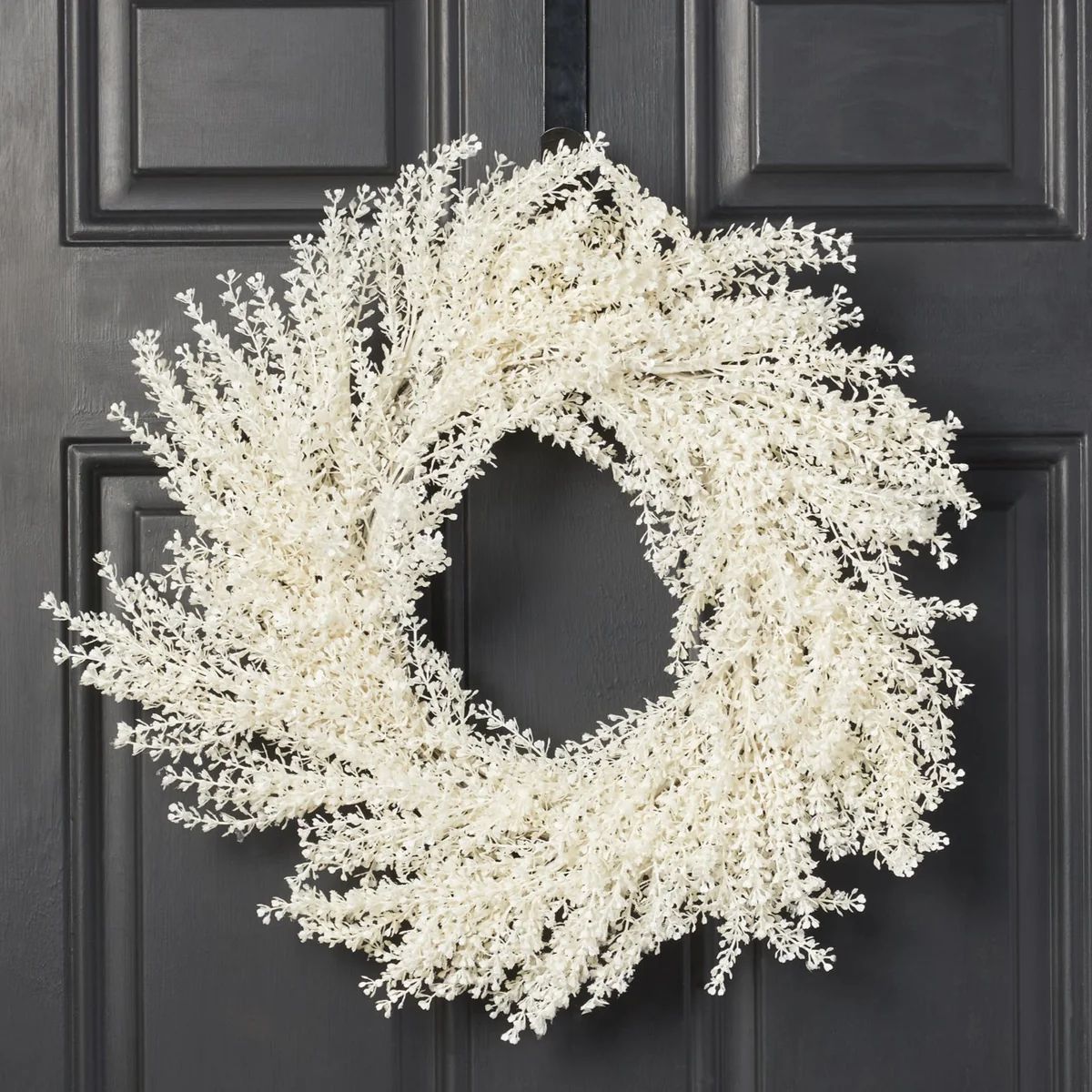 Frosted Shimmer Cream Baby's Breath Gypsophila Christmas Front Door Mantle Wreath 20" | Darby Creek Trading