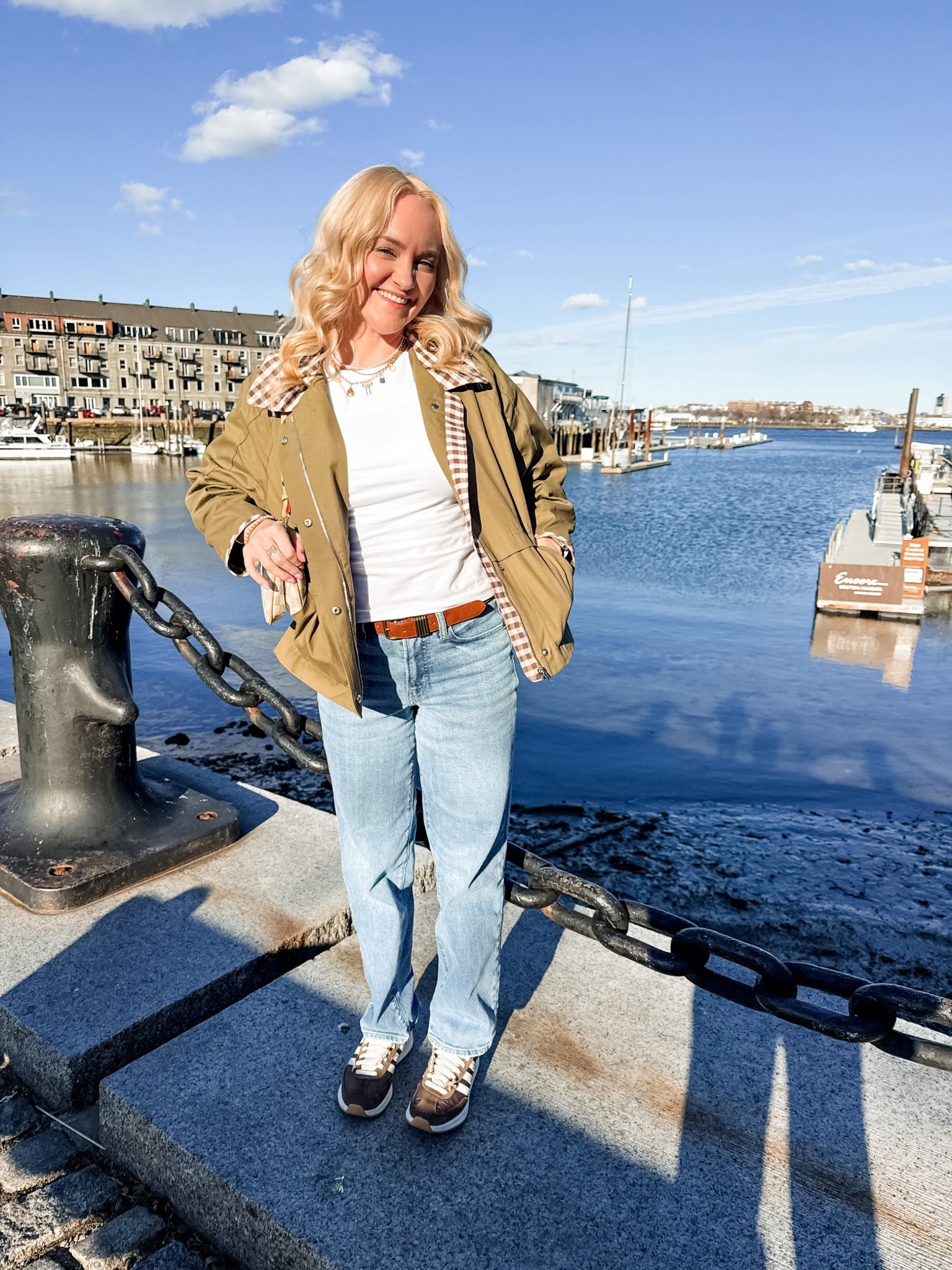 Boston OOTD - needed green for today and got this barn jacket from Amazon!! 

#LTKmomlife #LTKootd #LTKdayinmylife