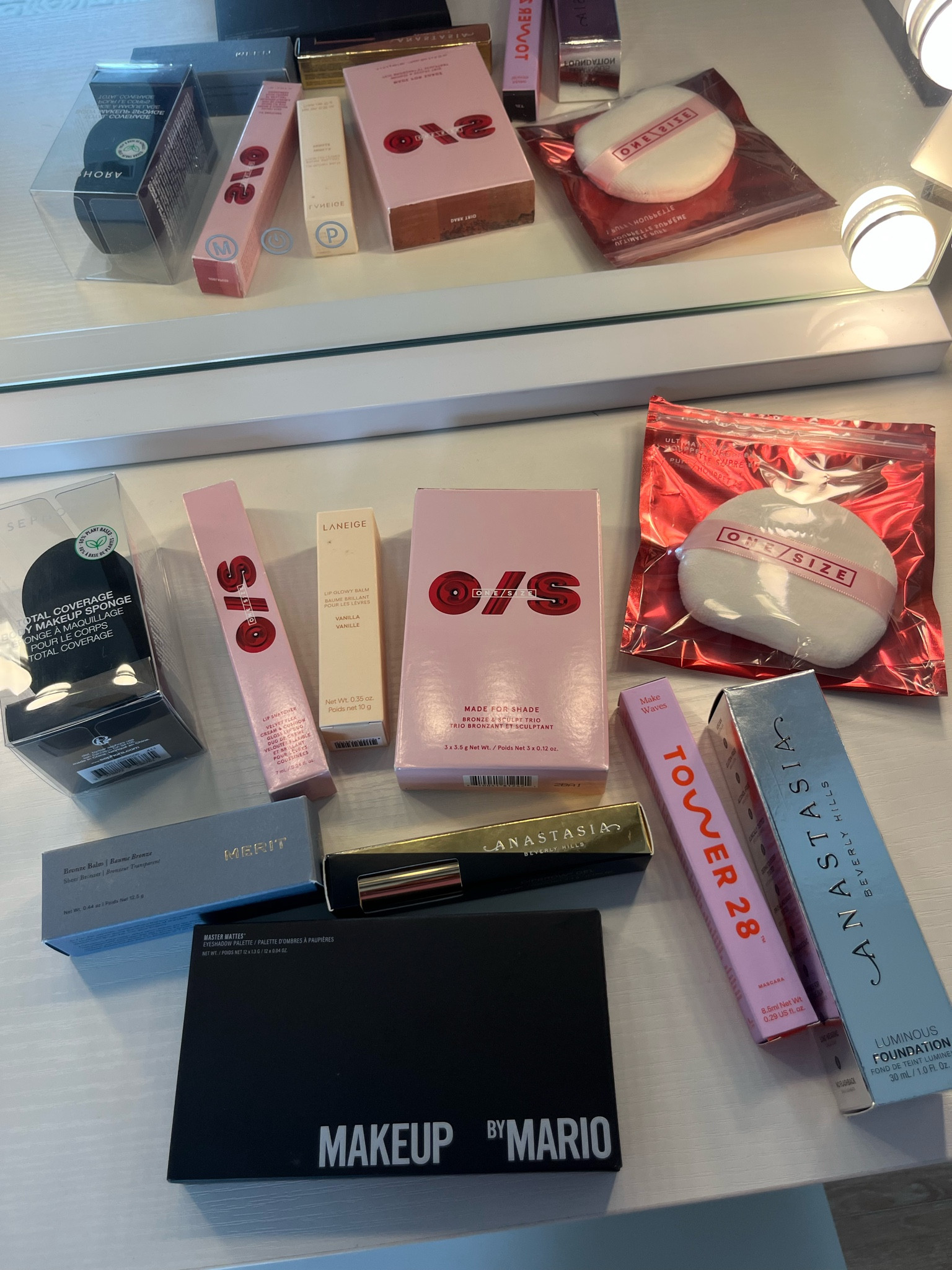 Popped in for some Sephora sale finds from the weekend! New products I’m excited to try! 💄


Realized the Anastasia Beverley hills luminous foundation can not be shipped to the US, so I couldn’t link it!! So I linked similar💗