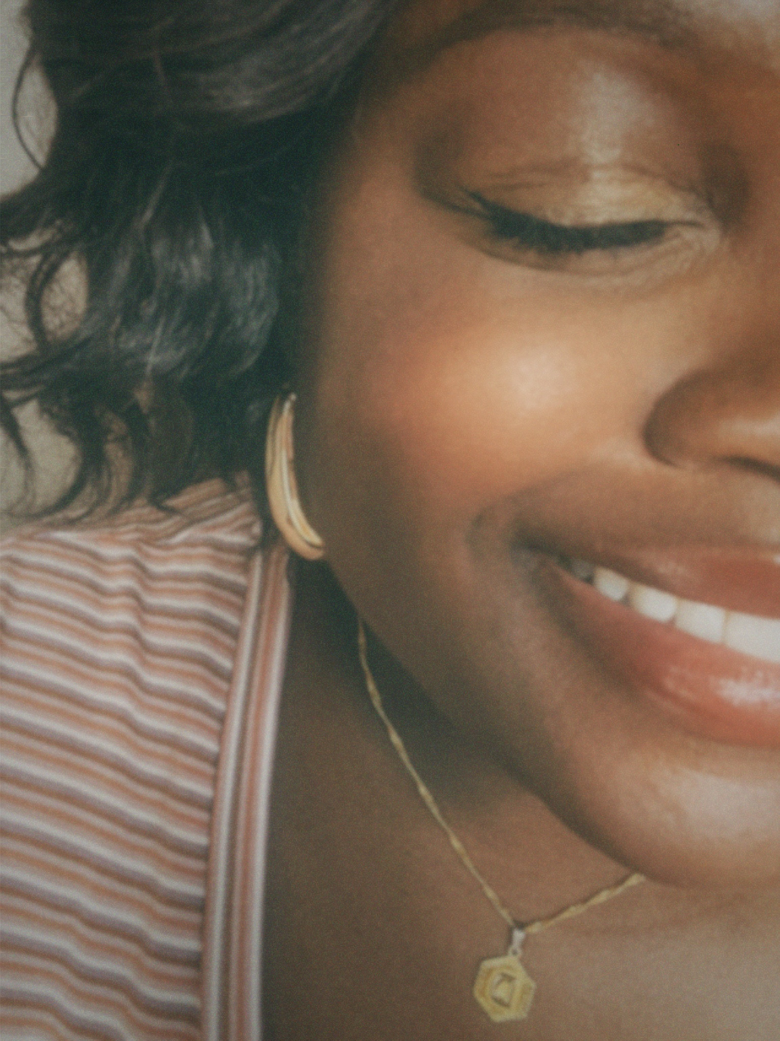 🎂 4•13•23 🎂
•
•
•
Went super casual for my birthday but my makeup looked goodttt! 😜
•
•
•
•
•
•
•
•
#blackcreator #plussize #anthropologie #americaneagle #darkskinmakeup 

#LTKunder50 #LTKBeautySale #LTKbeauty