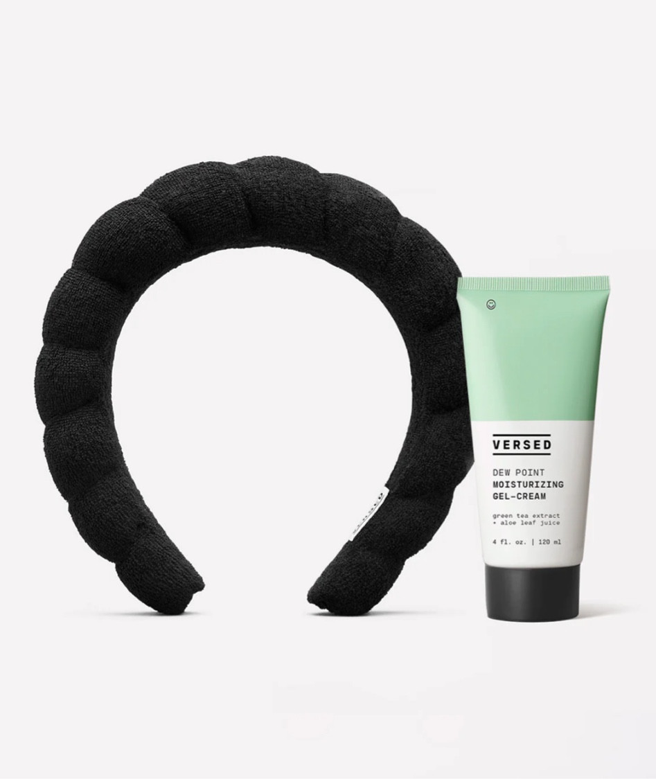 Everyone’s favorite headband is back in this classy black. They go so fast!!

#LTKsalealert #LTKunder50 #LTKGiftGuide