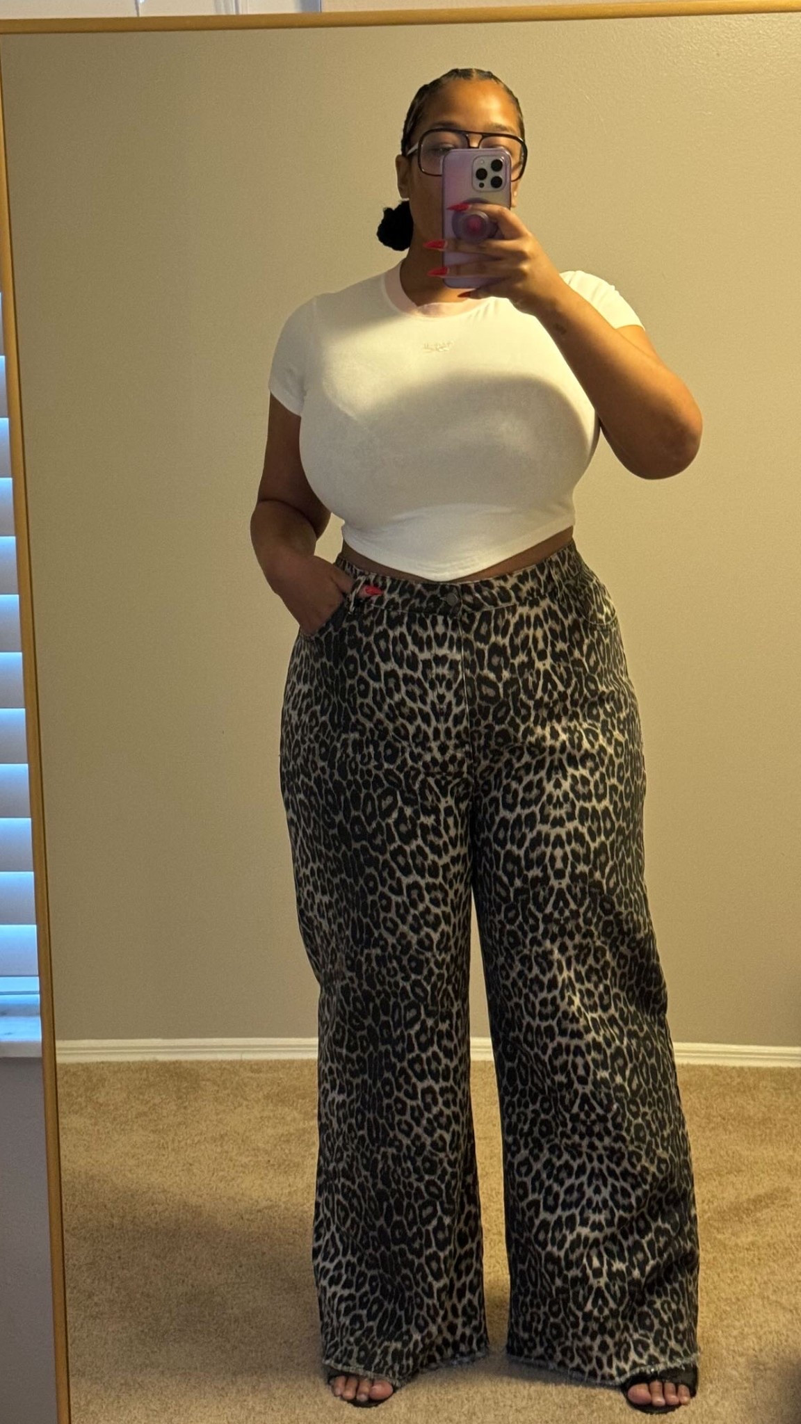 I’m obsessed with these leopard print paints and baby tee! Wearing a size 18 pant and XL top 

#LTKFindsUnder100 #LTKPlusSize #LTKSaleAlert
