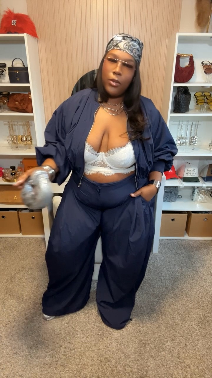Set: Fashion Nova 🔎 “Do Not Disturb Mode Windbreaker Jogger - Navy” 1XL
🔎 “Do Not Disturb Mode Windbreaker Jacket - Navy” 1XL

#LTKPlusSize #LTKootd #LTKgrwm