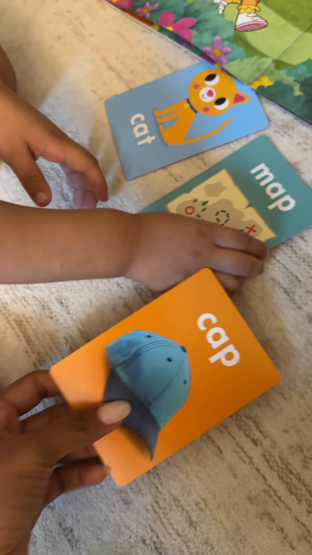 Rhyming Pairs. Familia de palabras 

Base importante para aprender a leer. 

#kidsactivities #educationalactivities # toddler #reading #learninf

#LTKKids #LTKFamily