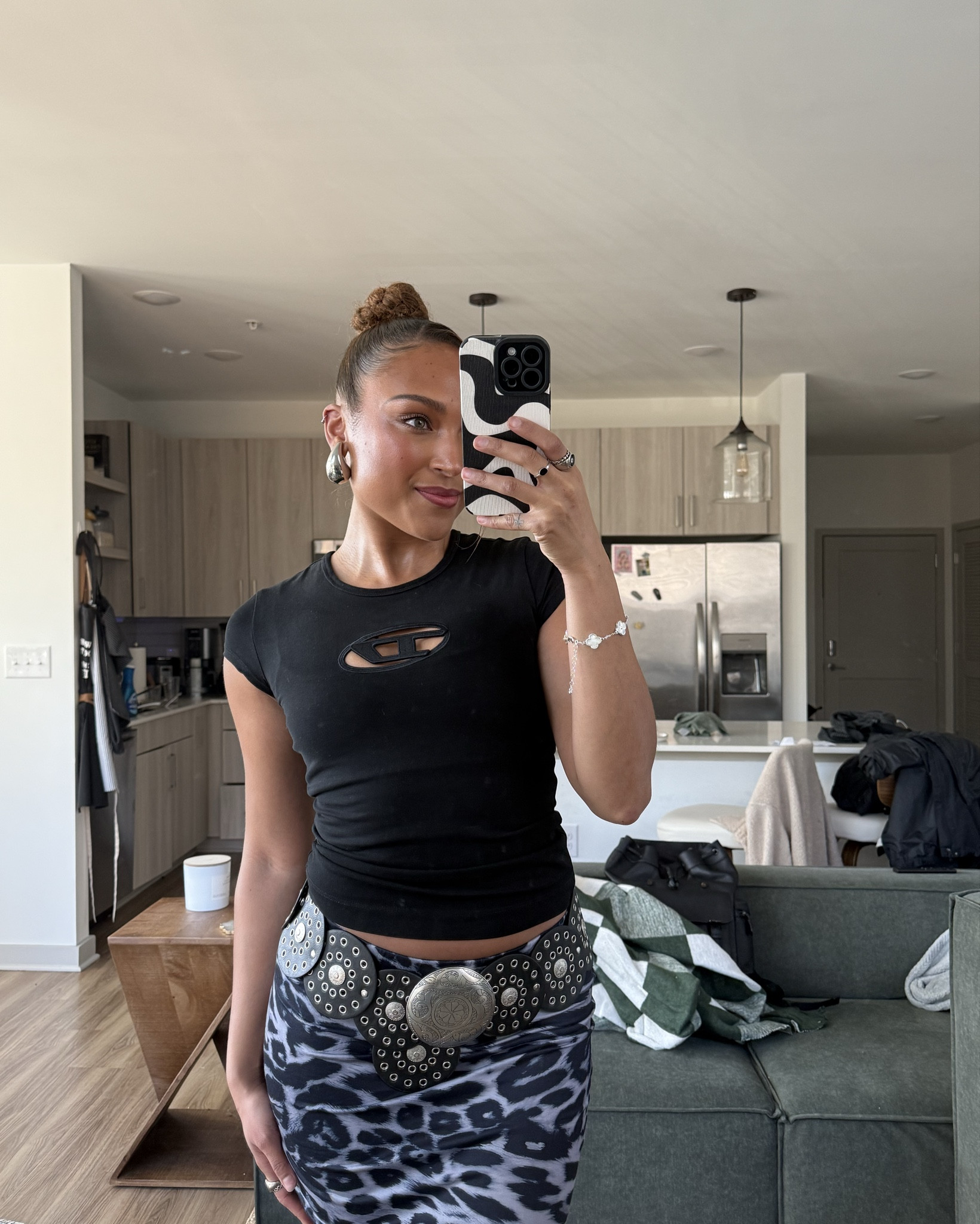 WORK DAY 2 OOTD #ootd #outfitoftheday #ootdinspo #fashion #style

#LTKStyleTip #LTKU #LTKWatchNow
