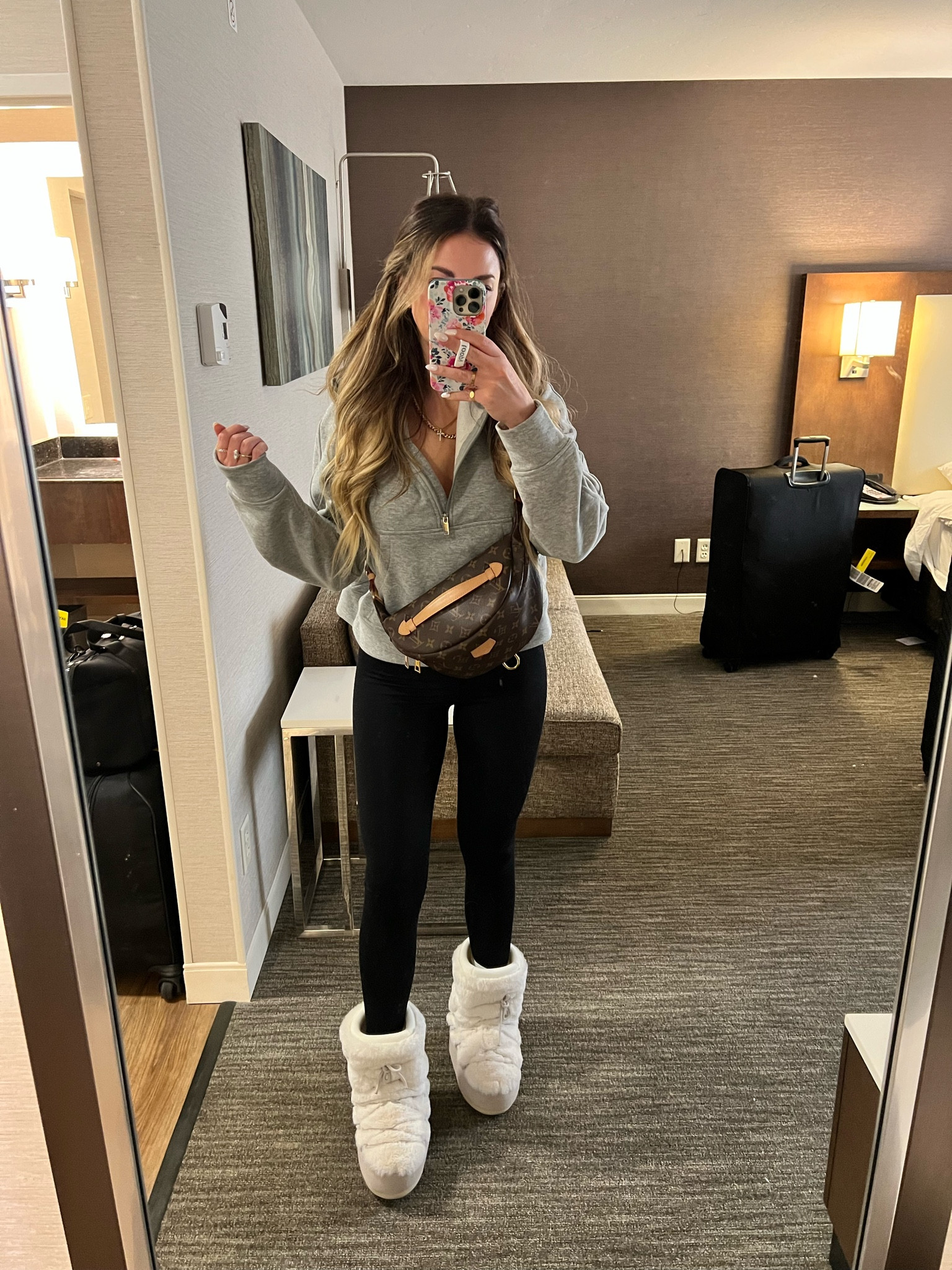 Lululemon dupe pullover - medium 
Leggings - small 
Moon boots dupe 
Winter outfit 

#LTKtravel #LTKcurves #LTKunder100