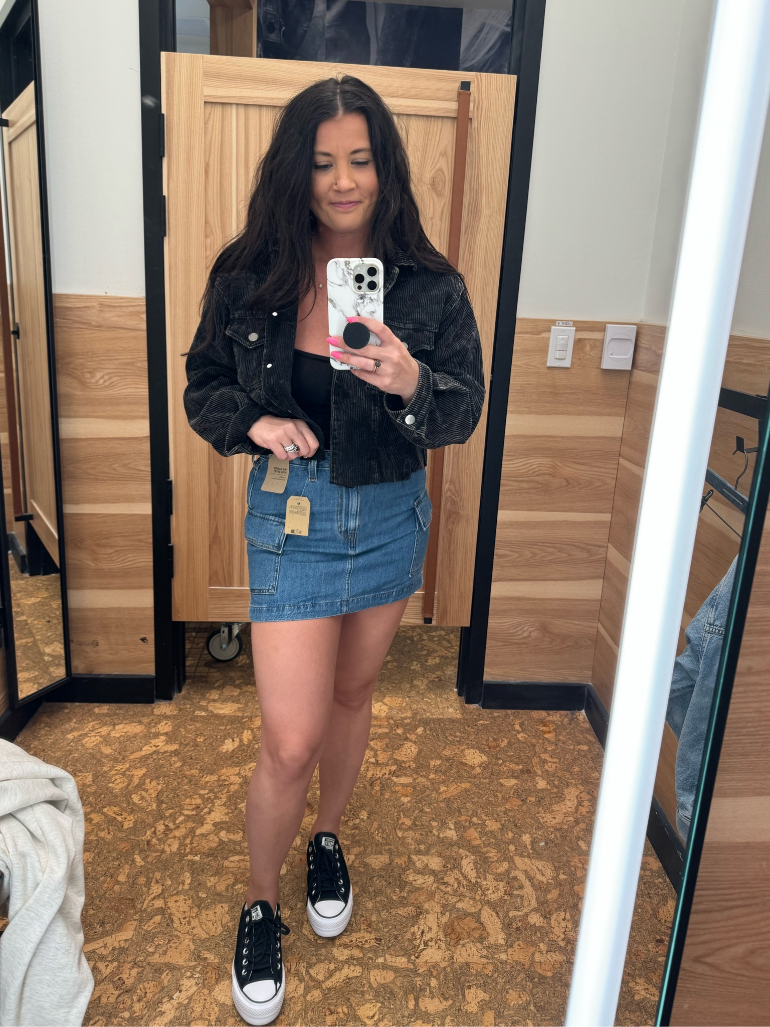 Denim Cargo Skirt Styled Casual ✨🖤




My jacket is old but linked a VERY similar Amazon one. Mine was originally the length in the listening but I cropped it with scissors. 