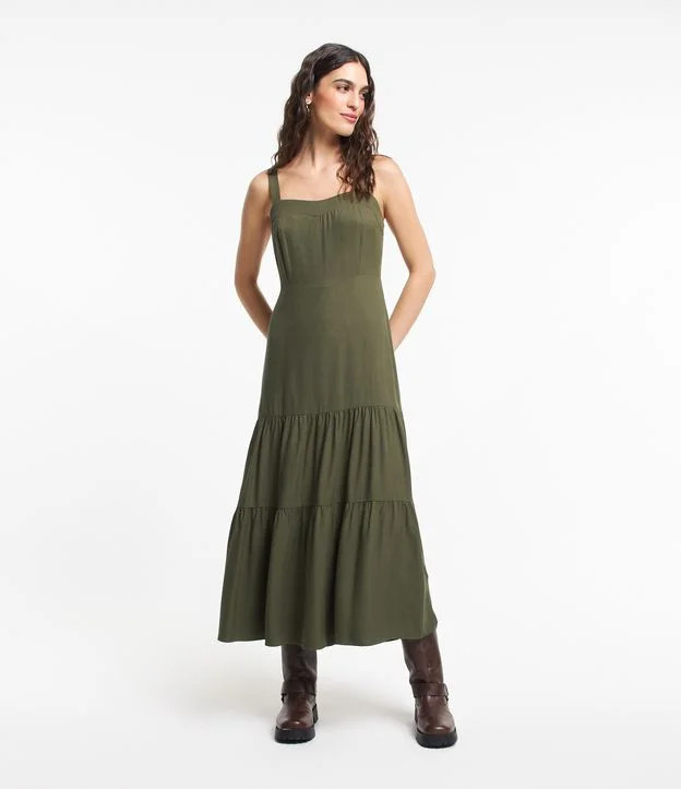 Vestido New Midi em Tricoline com Decote Coração e Lastex nas Costas Verde | Renner (BR)
