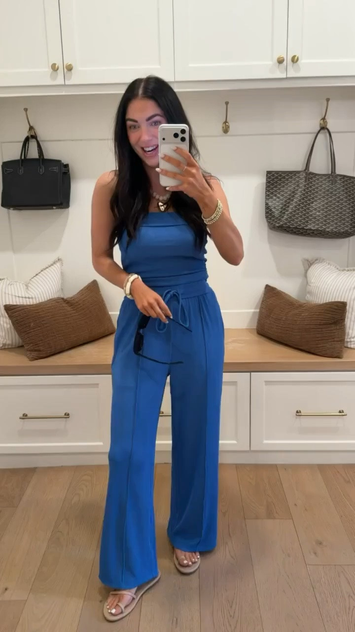 Amazon jumpsuit!

Summer outfits, blue, loungewear, casual, comfortable, Katy roach, livingmybeststyle

#LTKootd