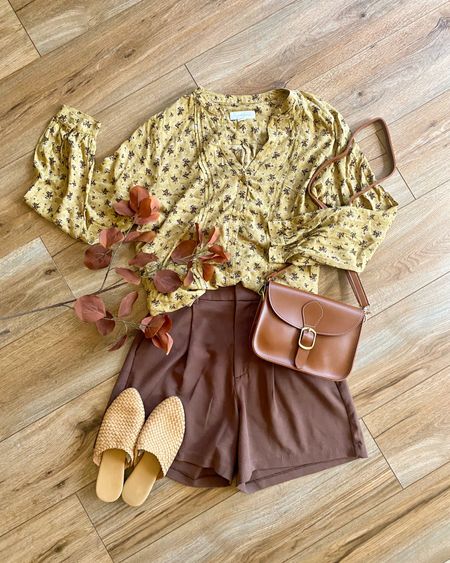 Warm weather fall outfit. Floral blouse. Trouser shorts. 

#LTKSeasonal #LTKSale #LTKsalealert