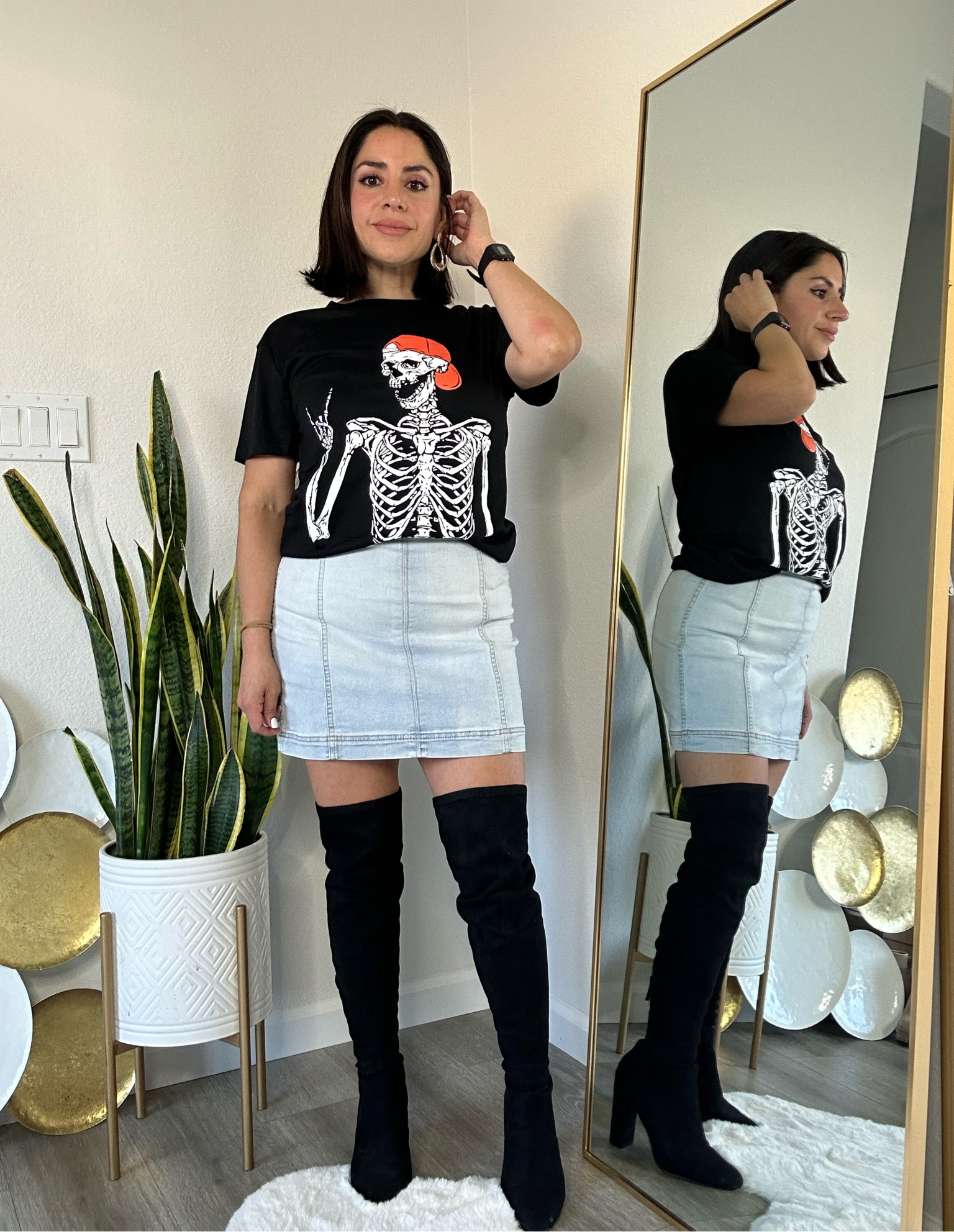 I love a tee w/ a skirt lewk 🥰
Top: Small (shirt is long but I tuck it under bra for a crop look) 
Boots: 6 

#LTKfindsunder50 #LTKHalloween #LTKSeasonal