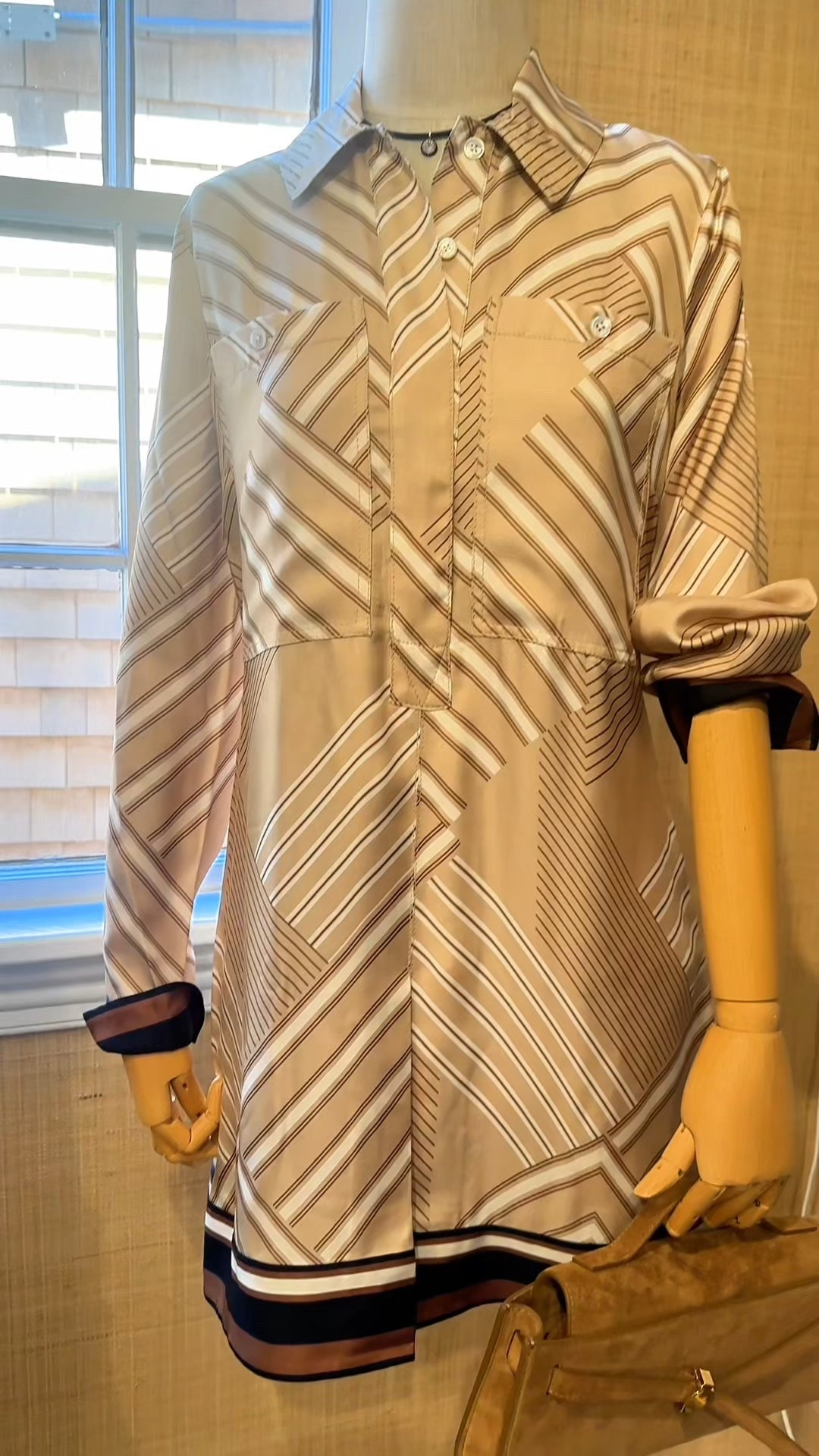 This dress and bag together are sensational as we look toward fall.

#LTKParties #LTKItBag