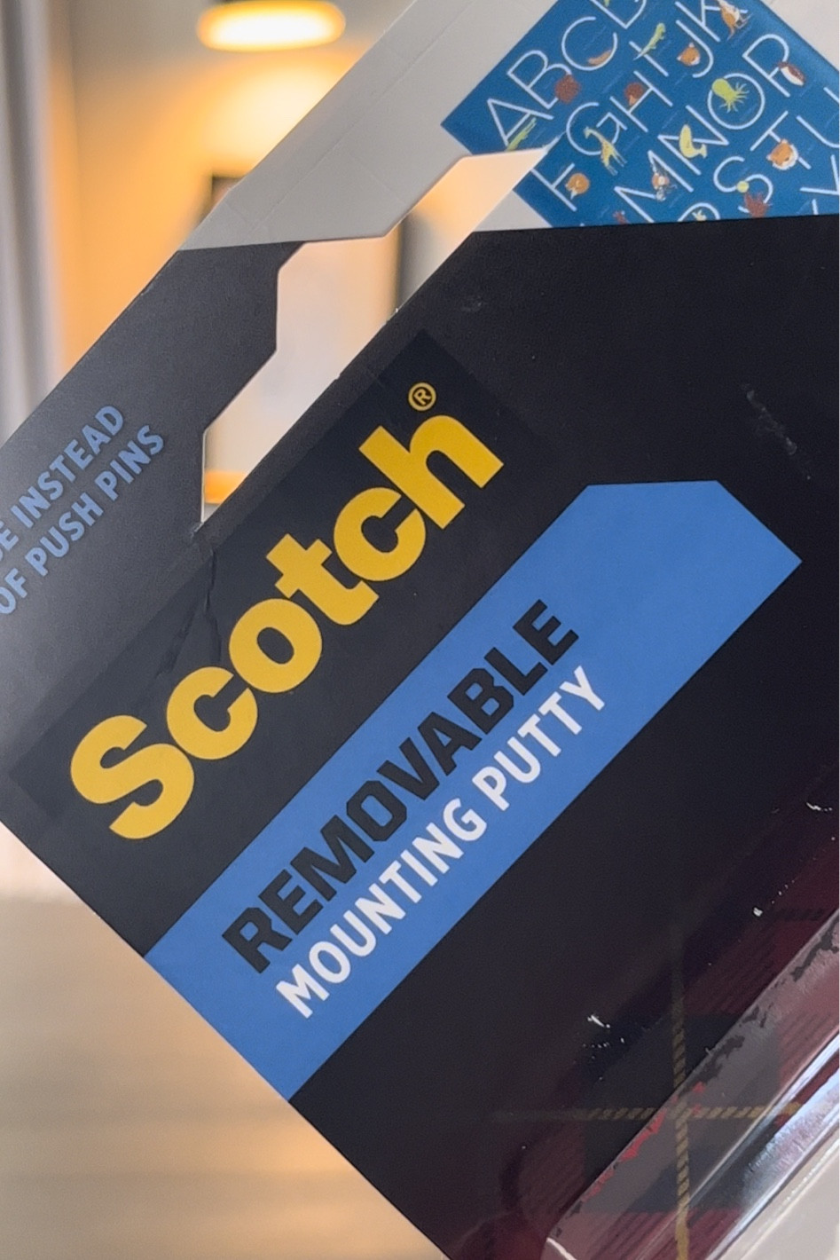 Mounting putty 

#LTKhome