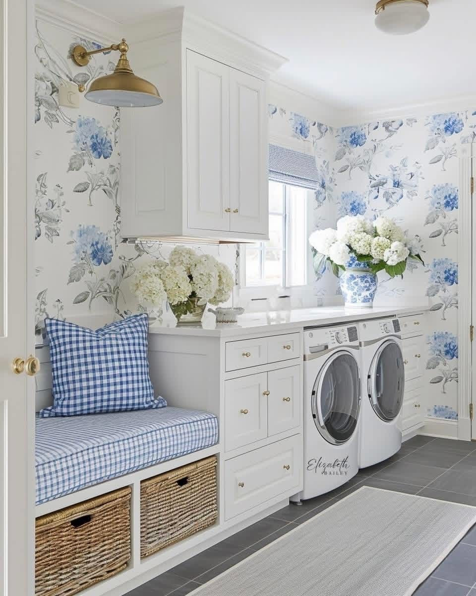 My favorite wallpaper 

#LTKHome