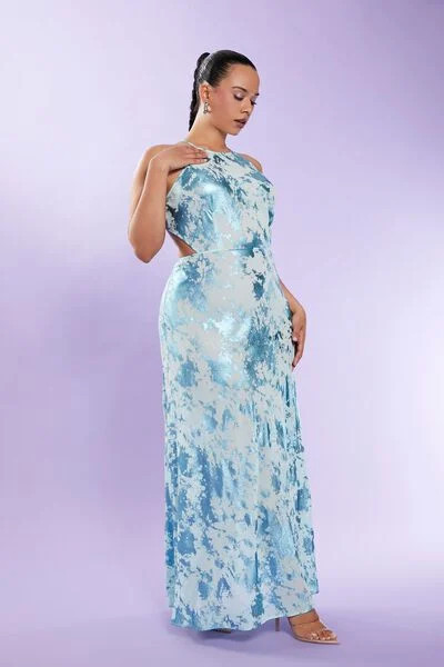 Plus Size Metallic Jacquard Maxi Dress | Forever 21